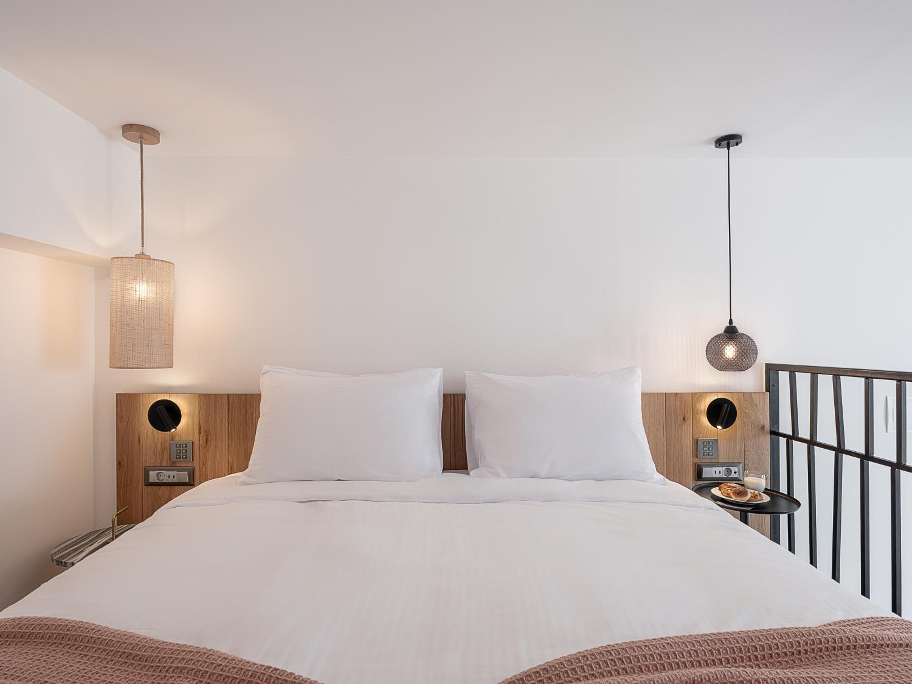 Loft Suite with Direct Sea View - Photo 8