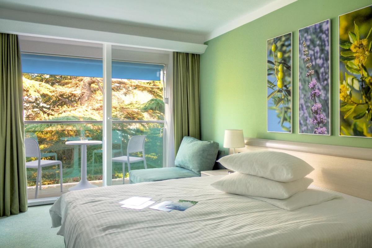 Double Room - Sea Side