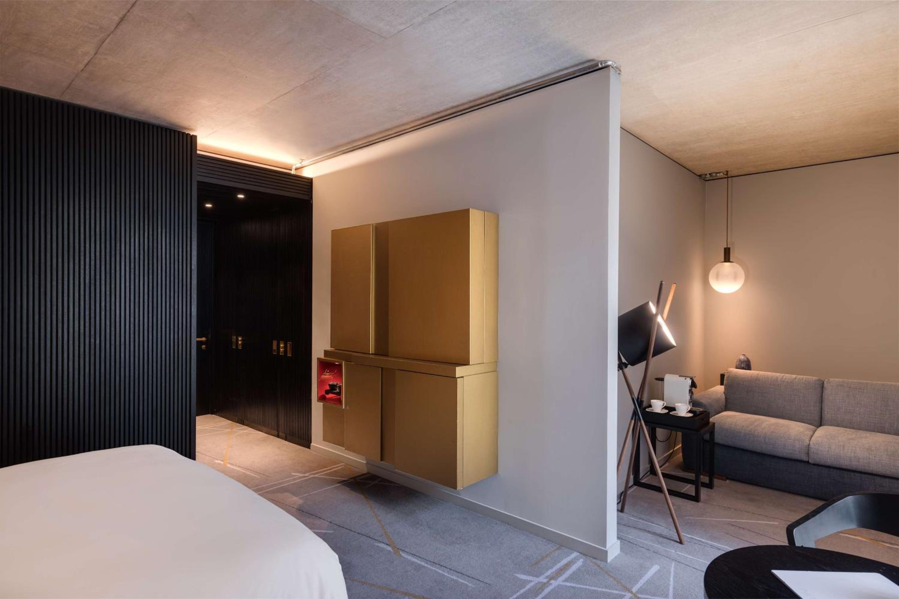 Junior Suite thumbnail 5