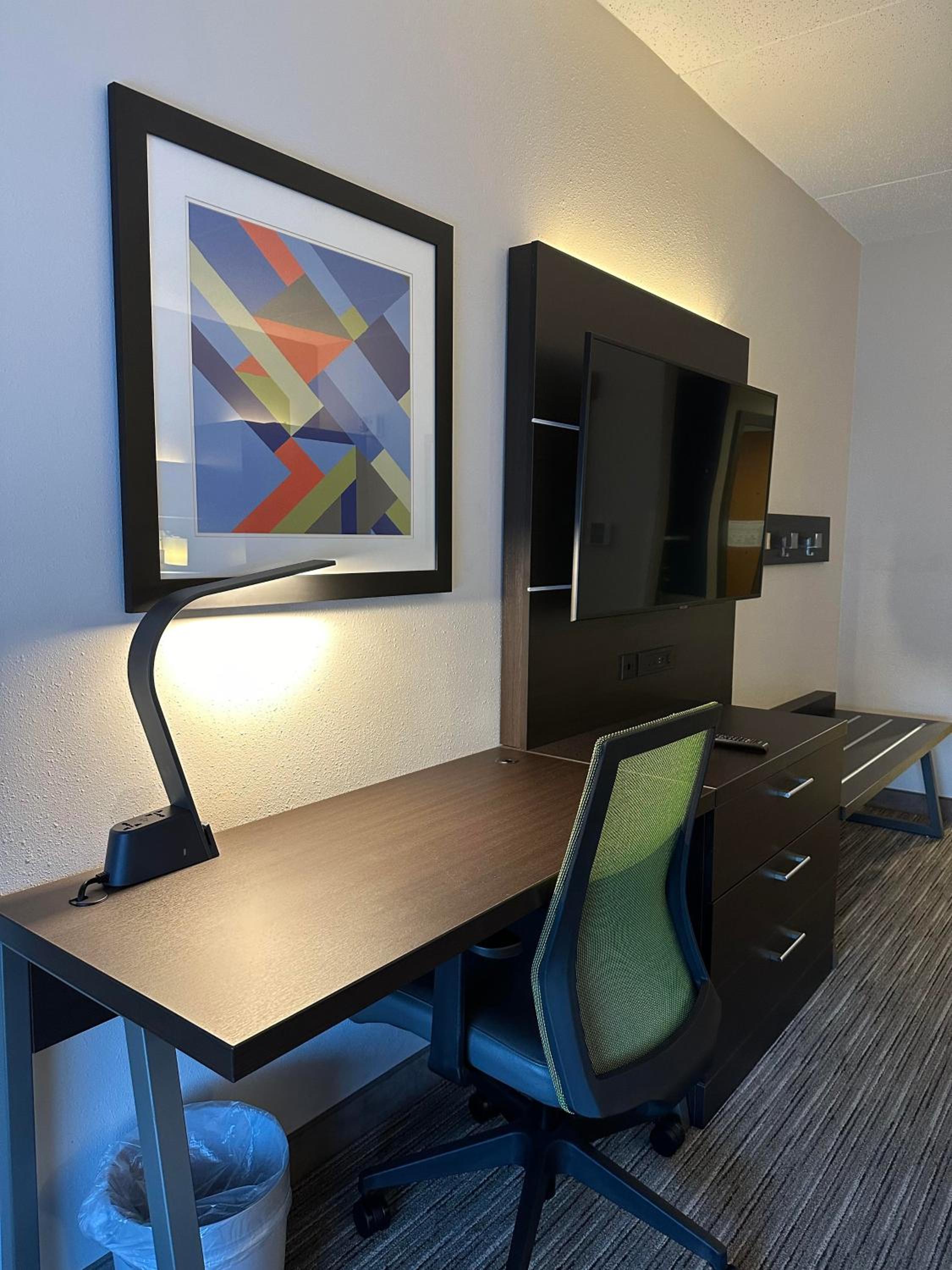 King Suite with Sofa Bed - Photo 6