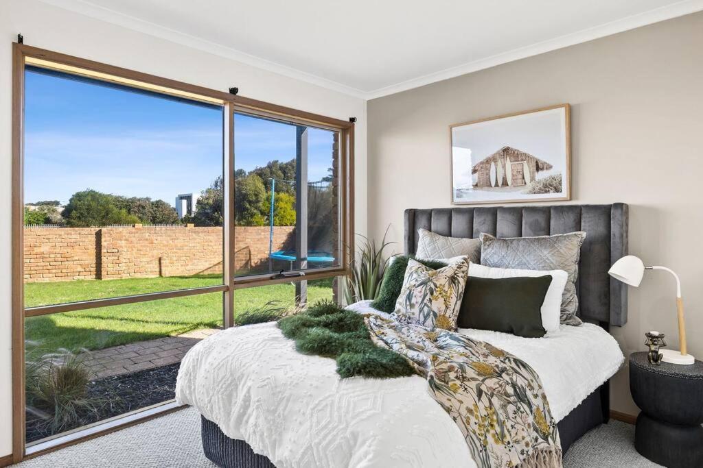 Four-Bedroom House photo 1