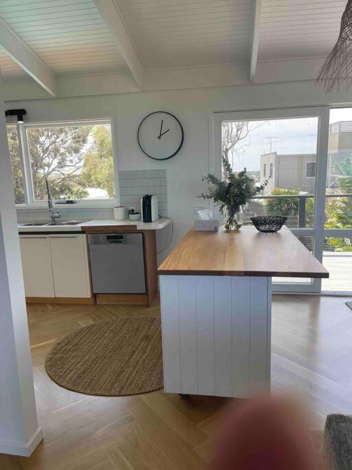 Four-Bedroom House photo 2