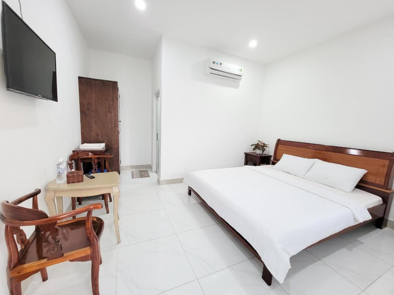 Double Room - Photo 3