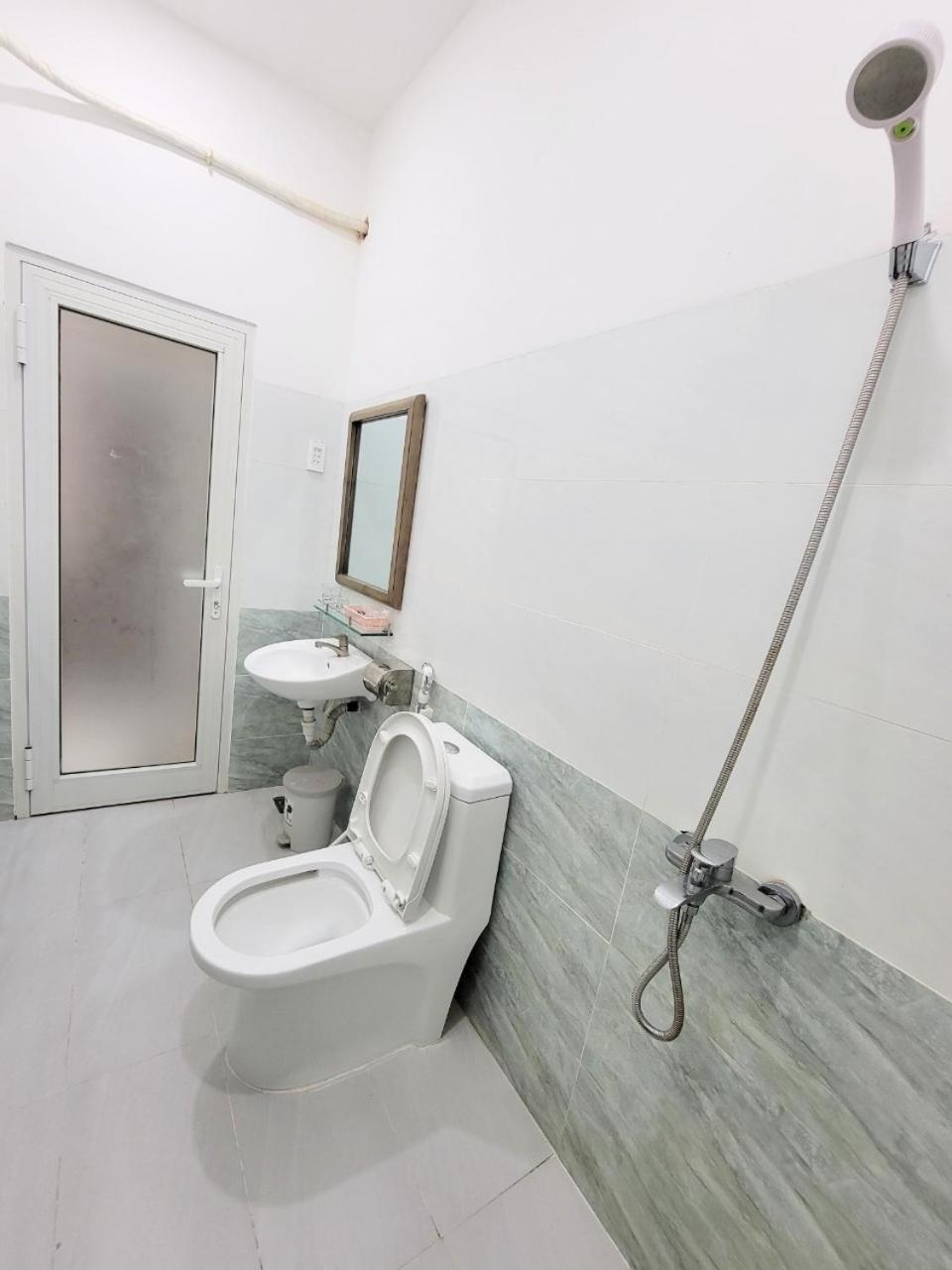 Double Room - Photo 9