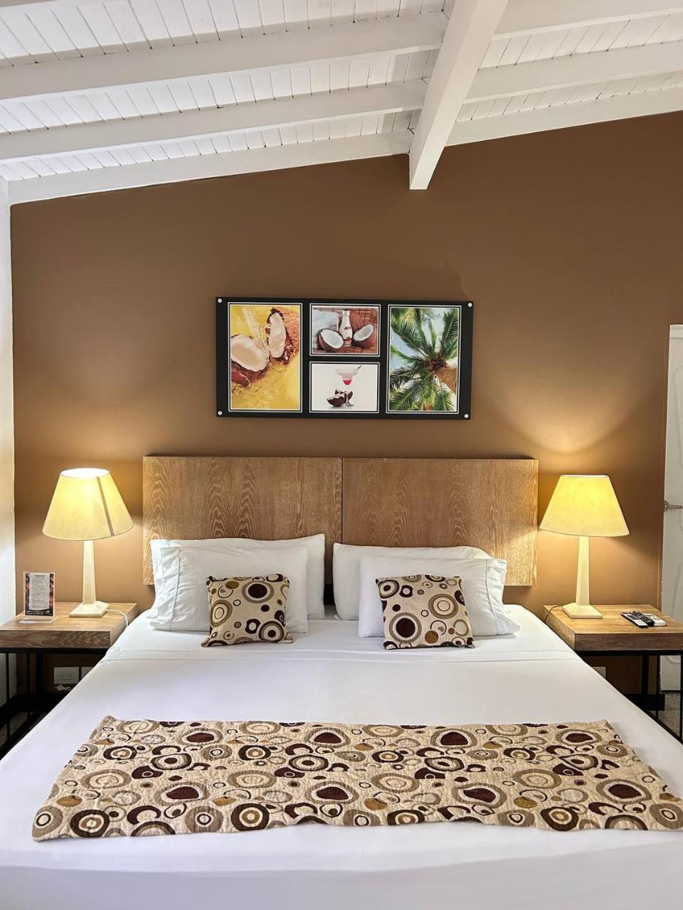 Deluxe Triple Room photo 2