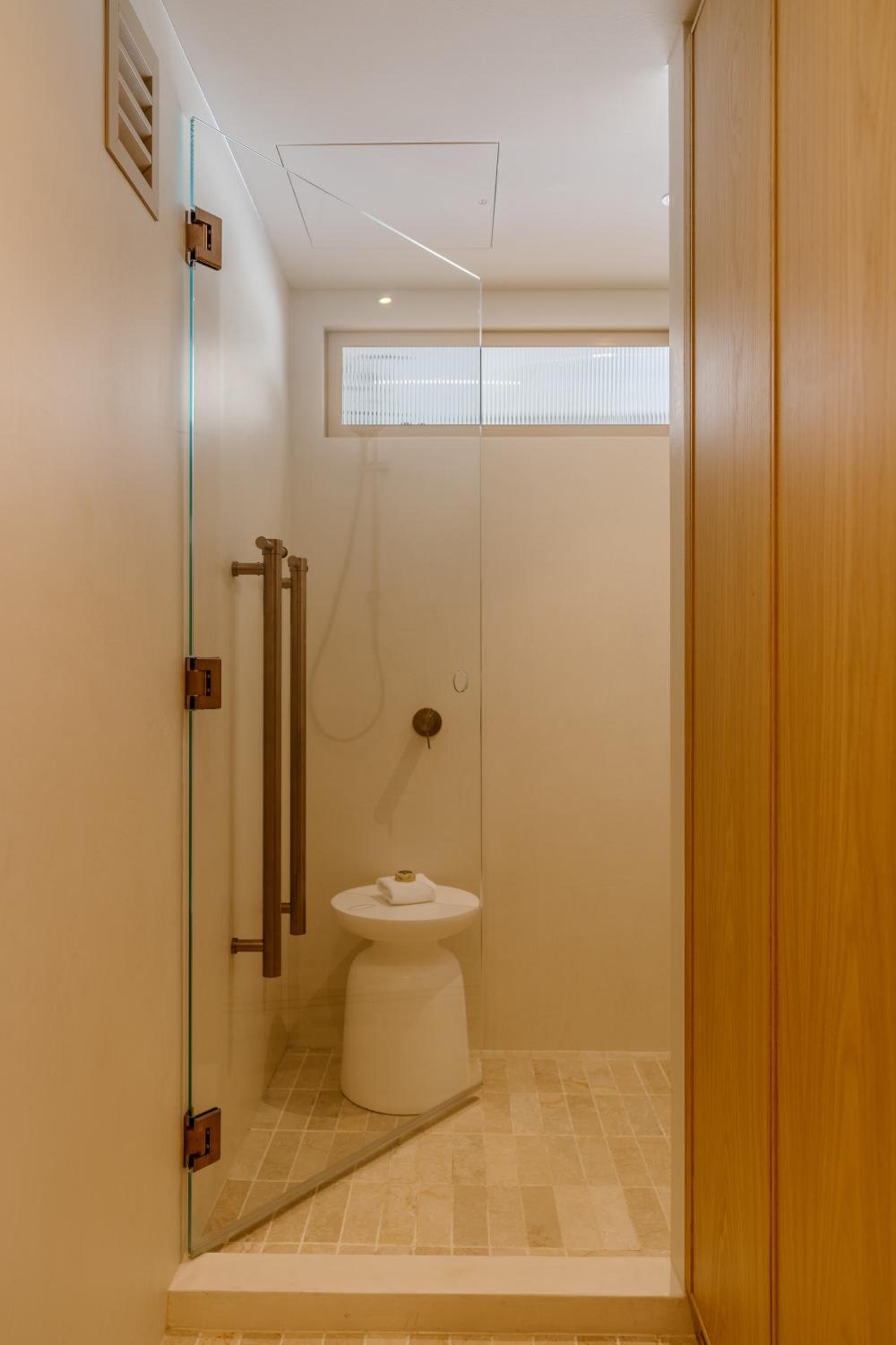 One-Bedroom Premium Apartment with Ocean View photo 3