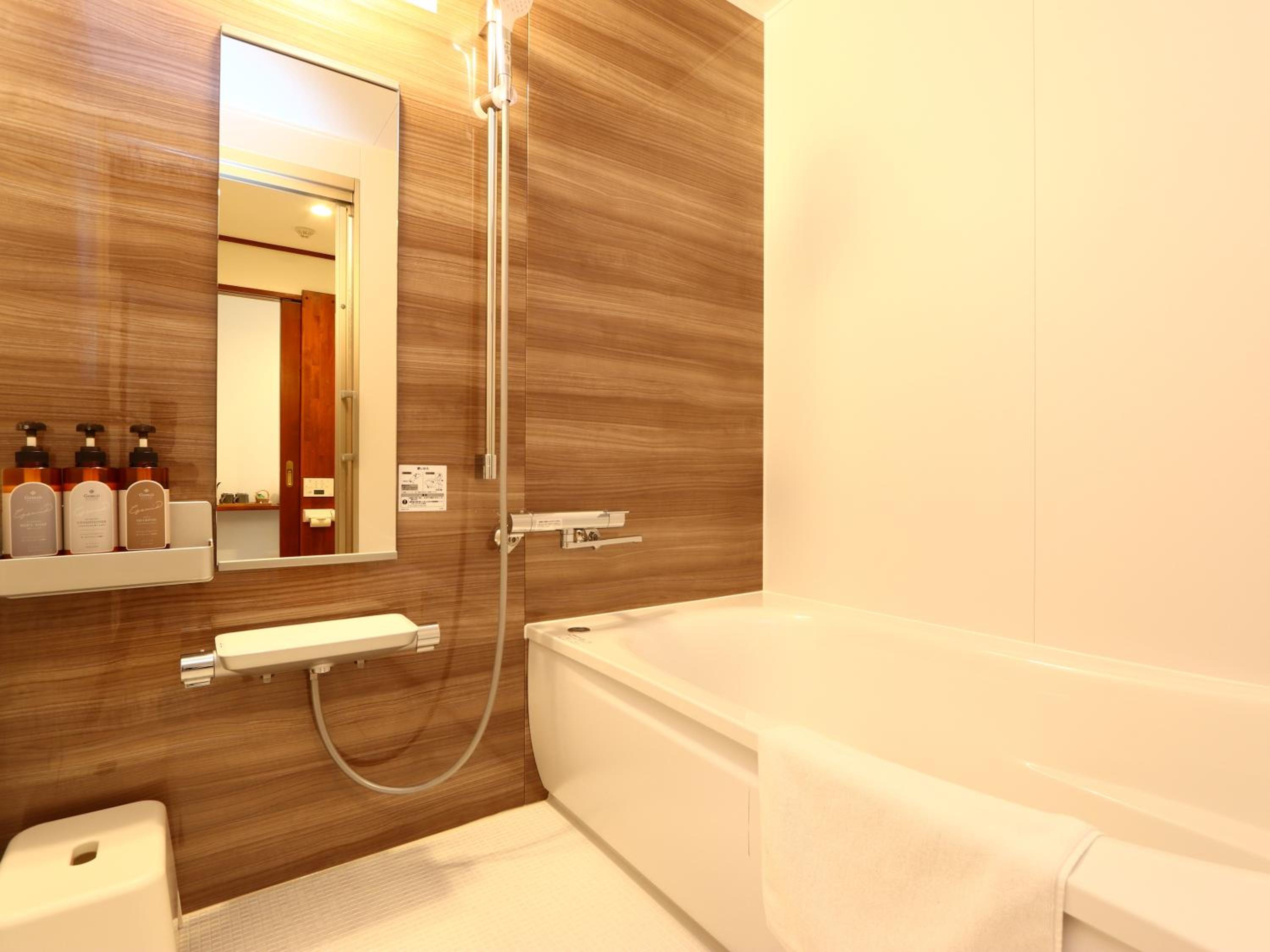 Standard Twin Room photo 3