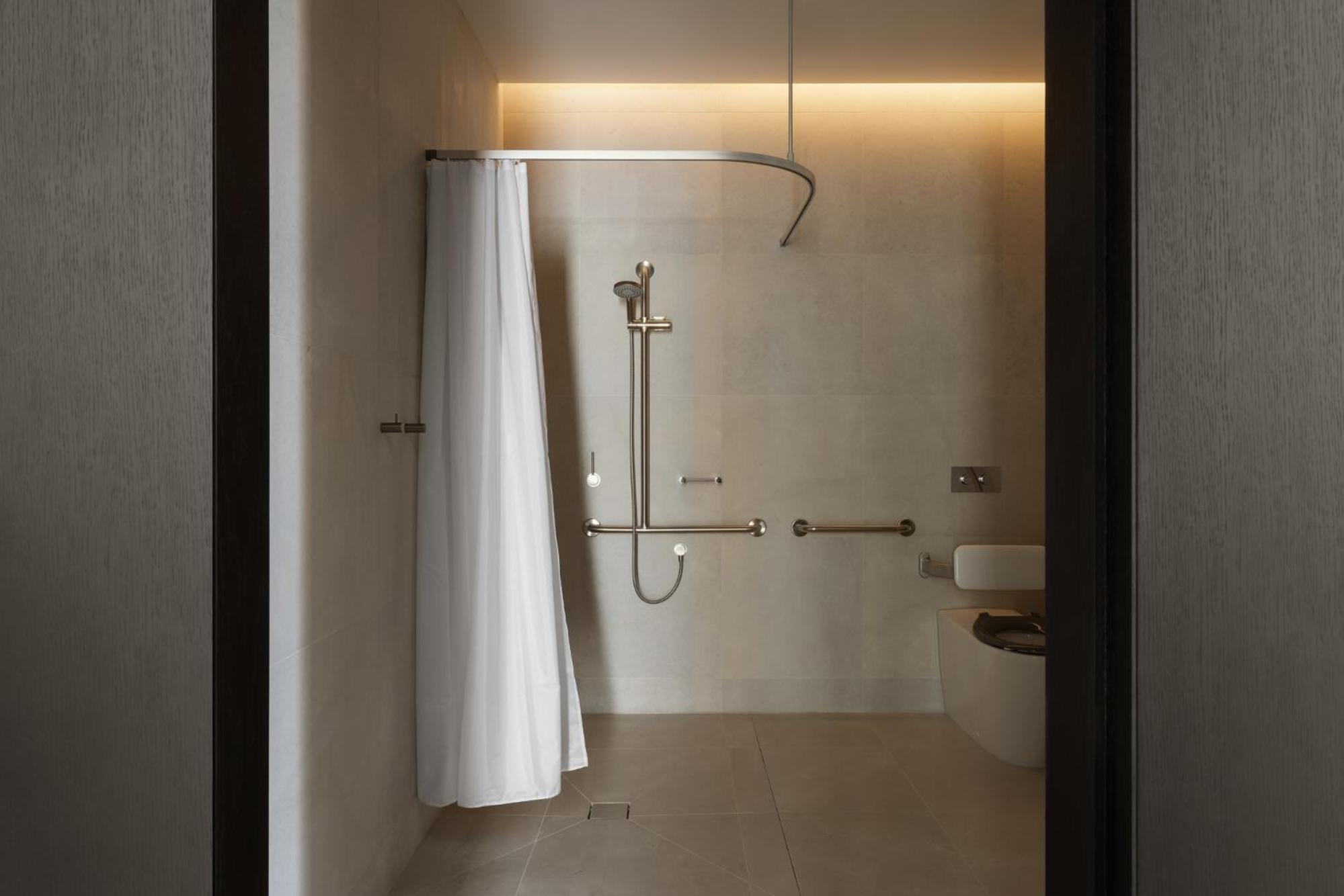 Deluxe Room – Accessible