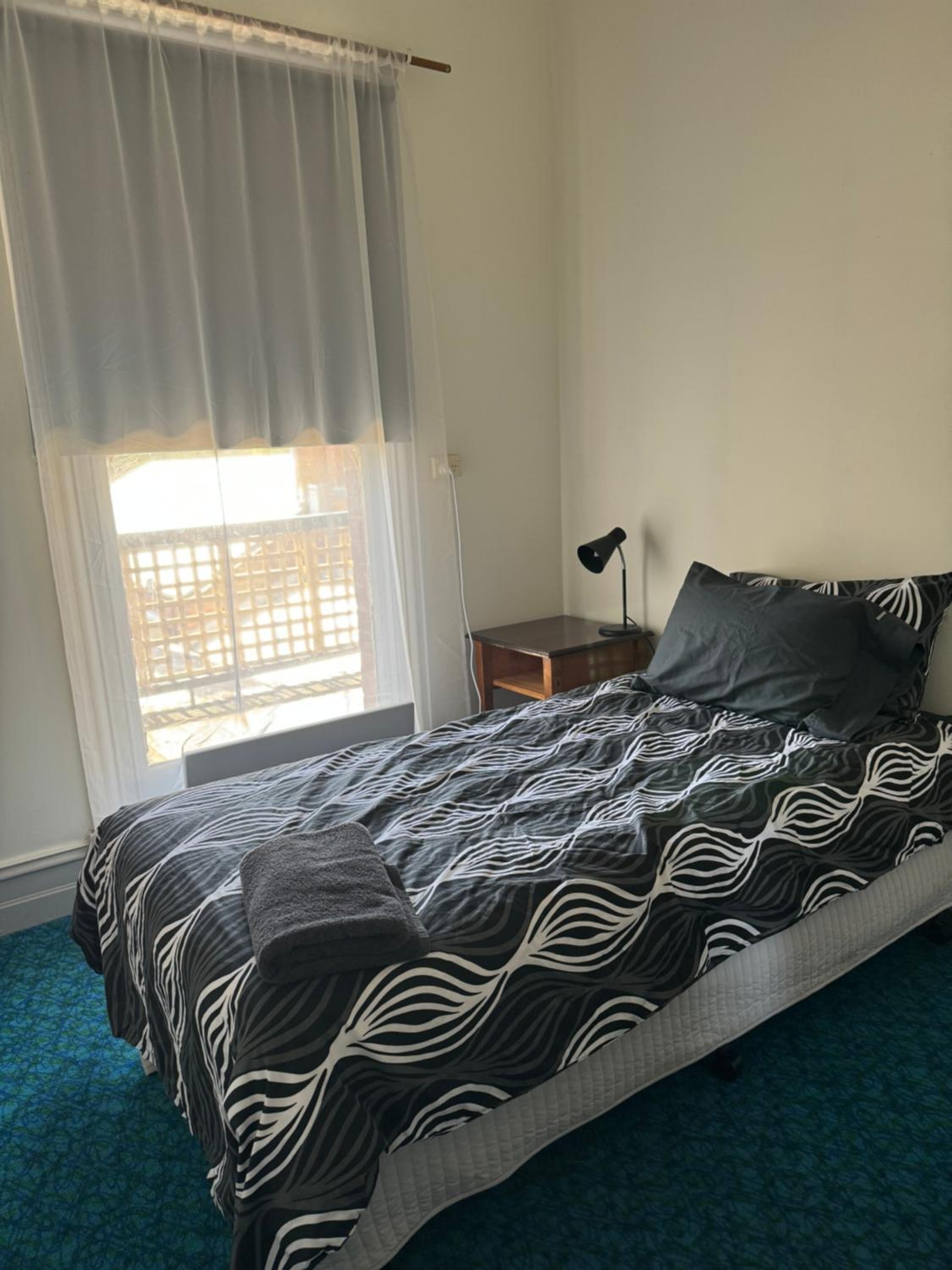 Single Room photo 2