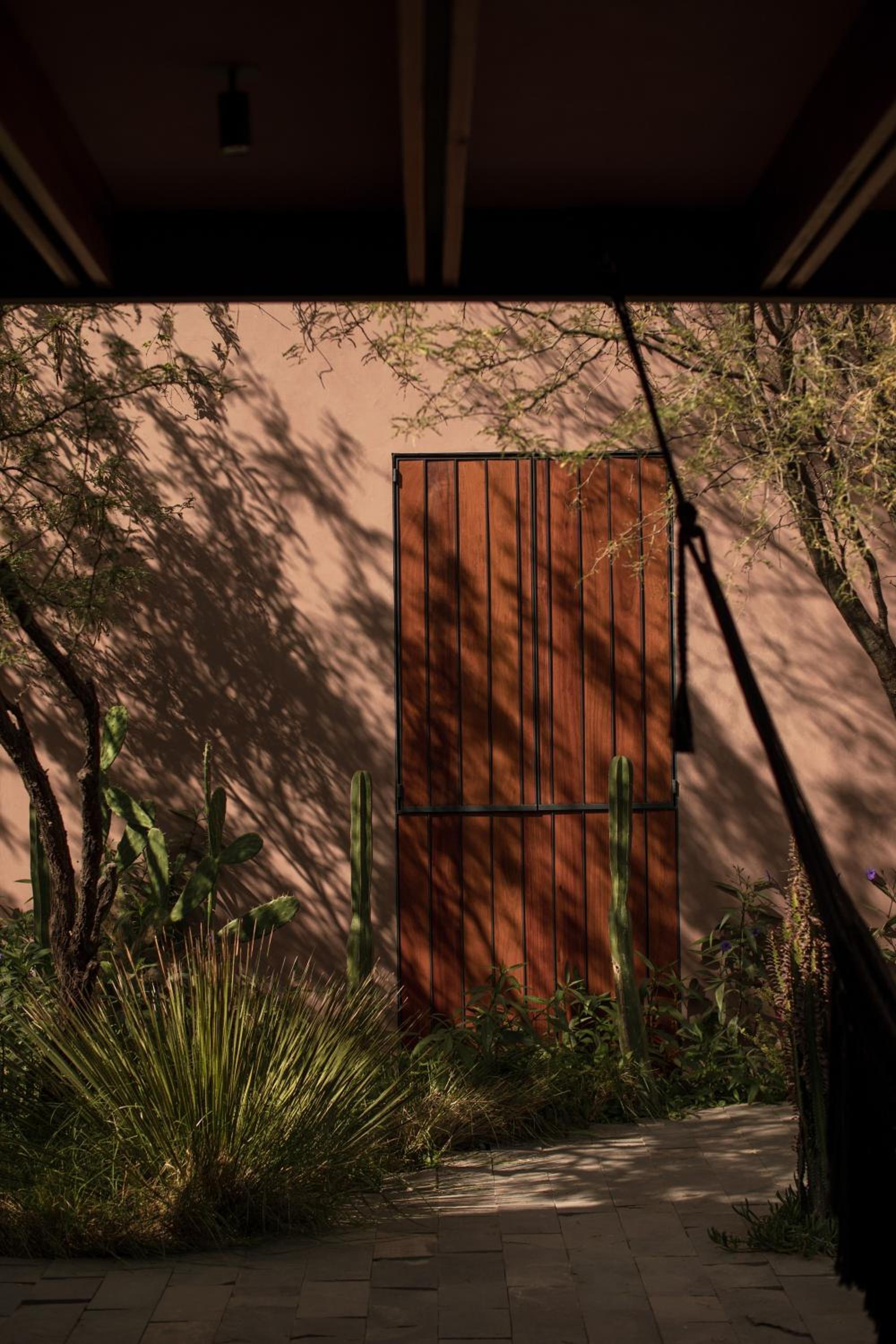 Four-Bedroom House - Photo 8
