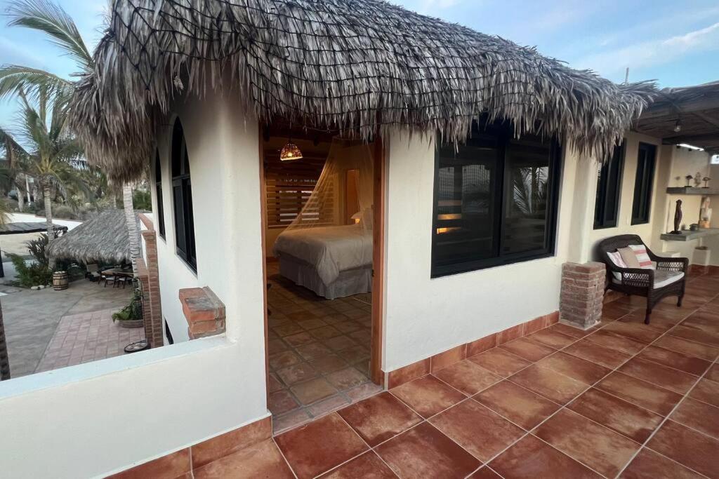 One-Bedroom House photo 3