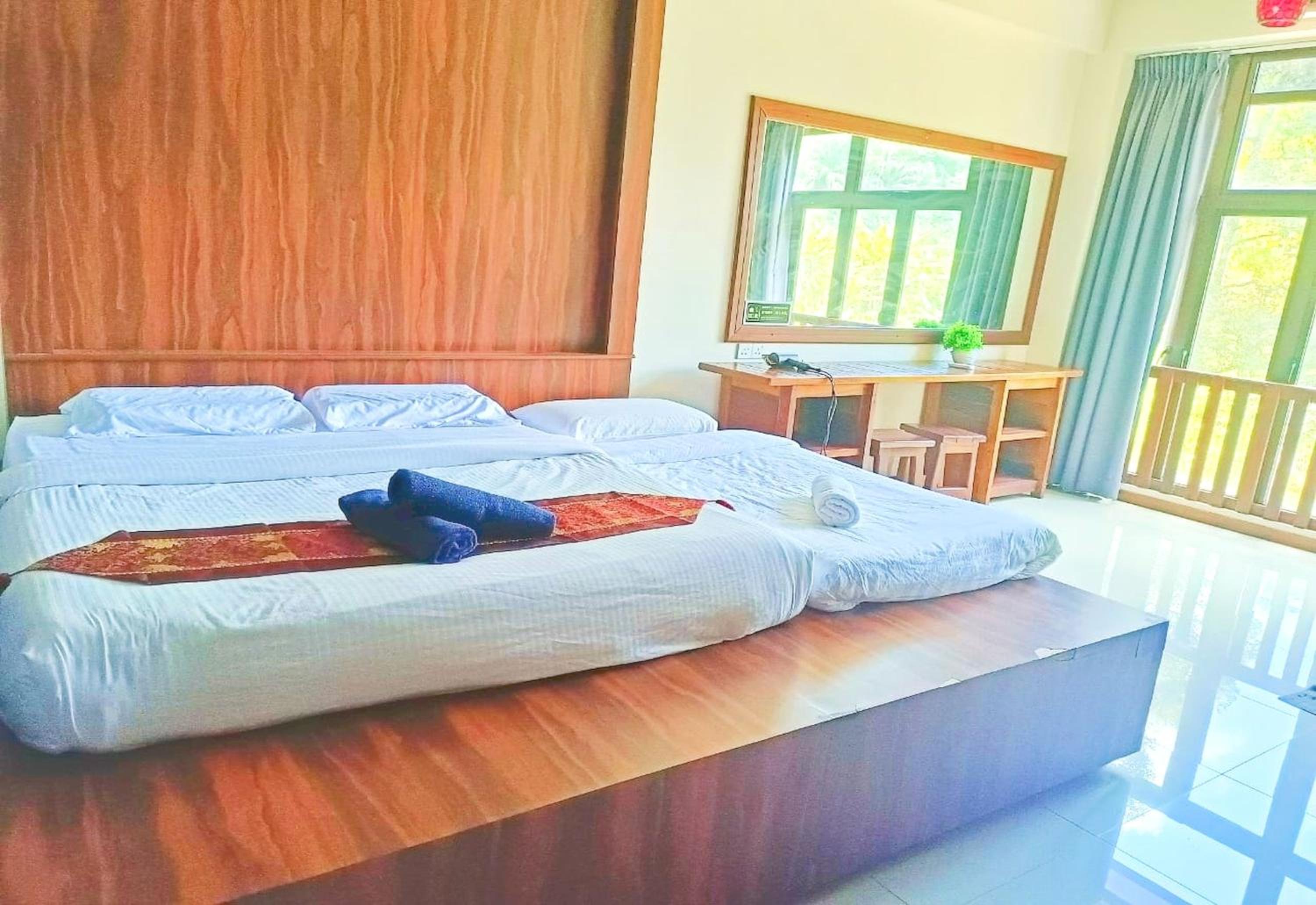 Executive Suite photo 1