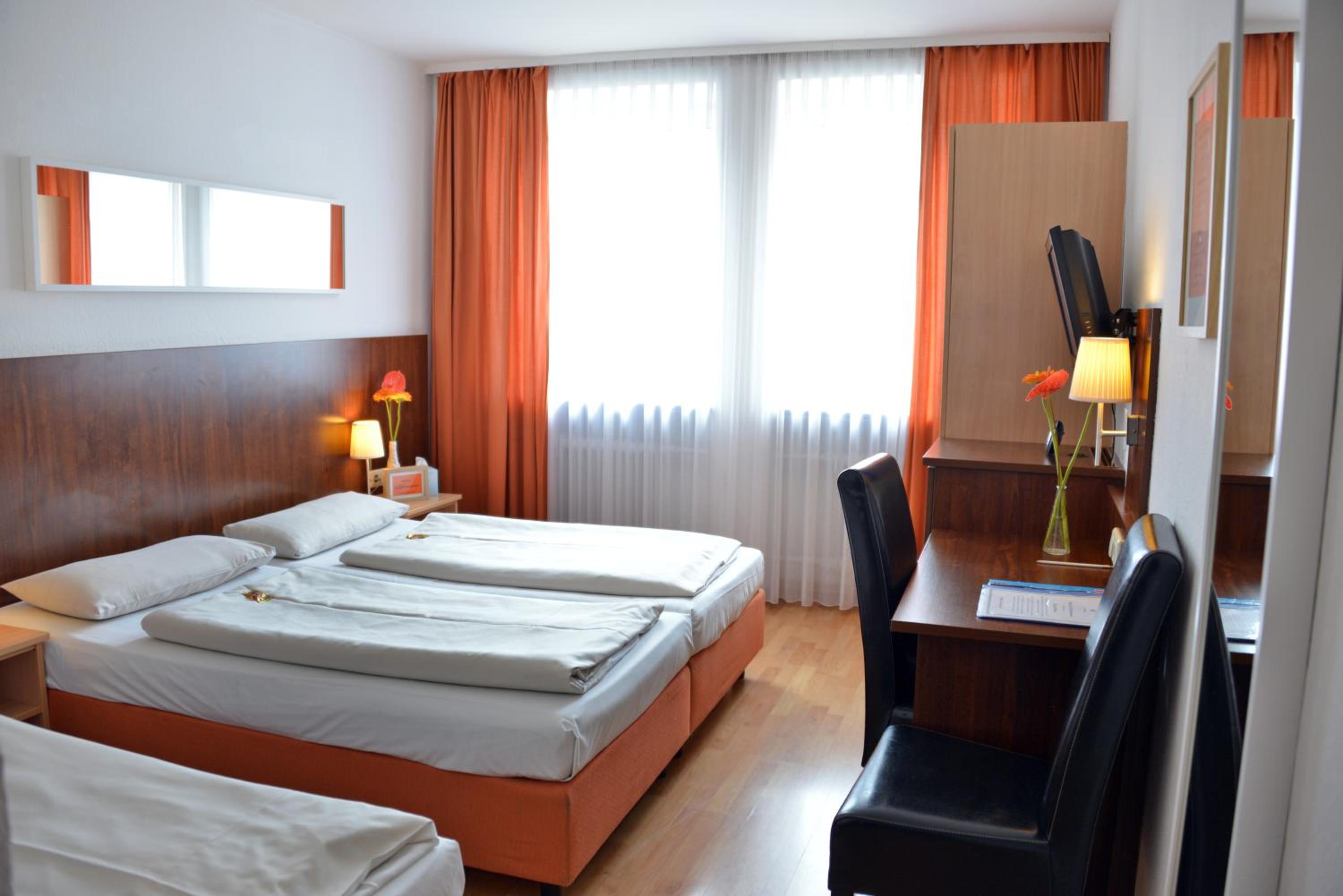 Triple Room photo 2