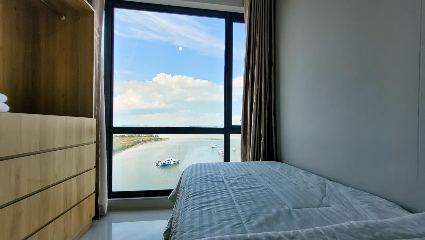 Apartment with Sea View - Photo 2