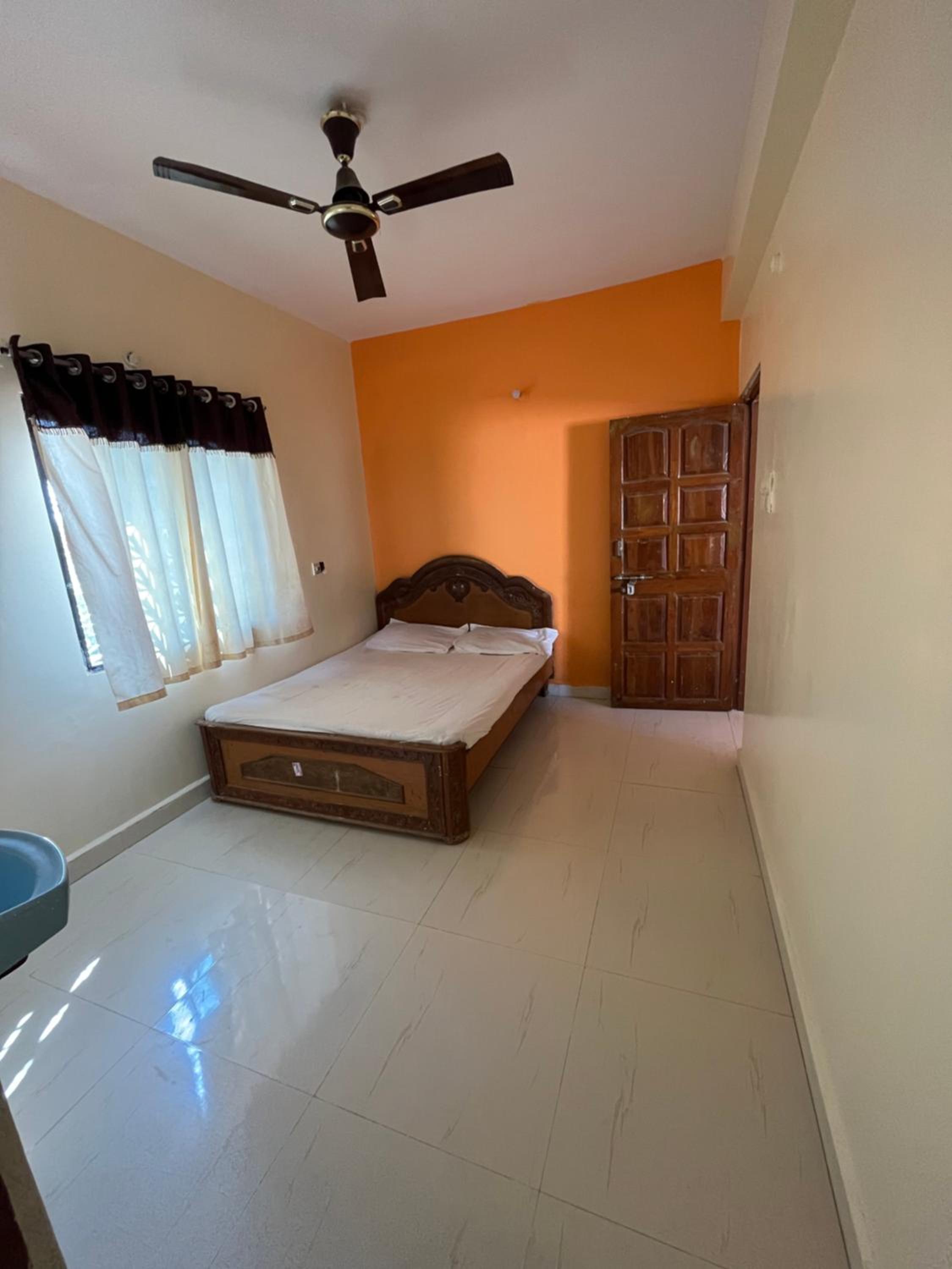 Standard Room AC with Four Bed photo 3