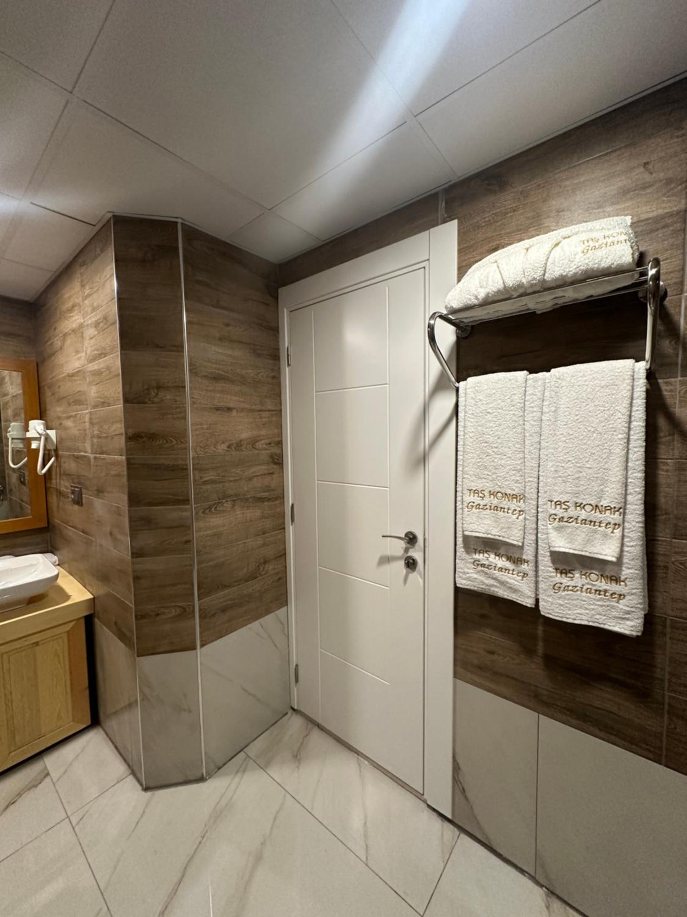 Standard Room - Photo 25