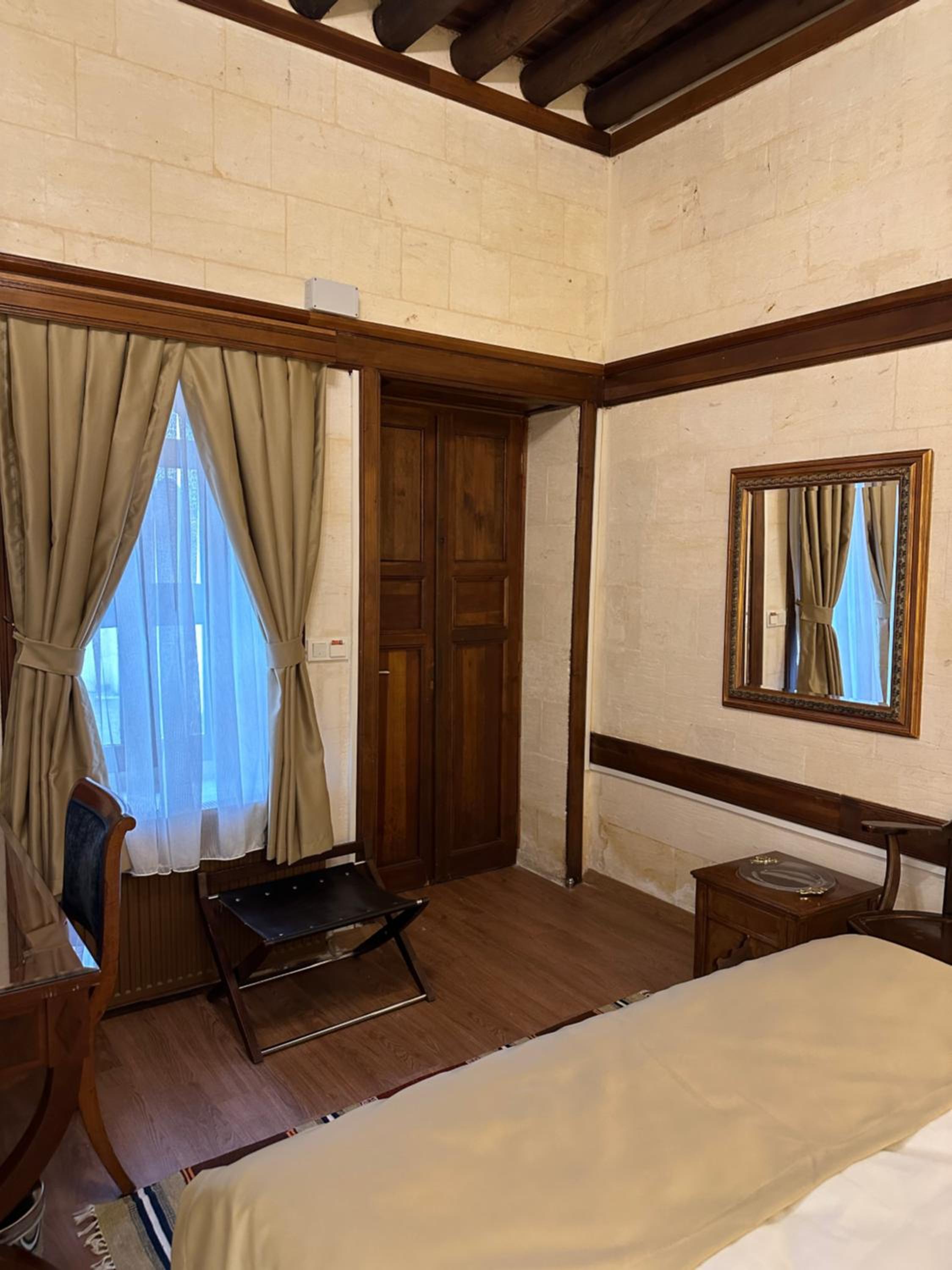 Economy Room - Photo 18