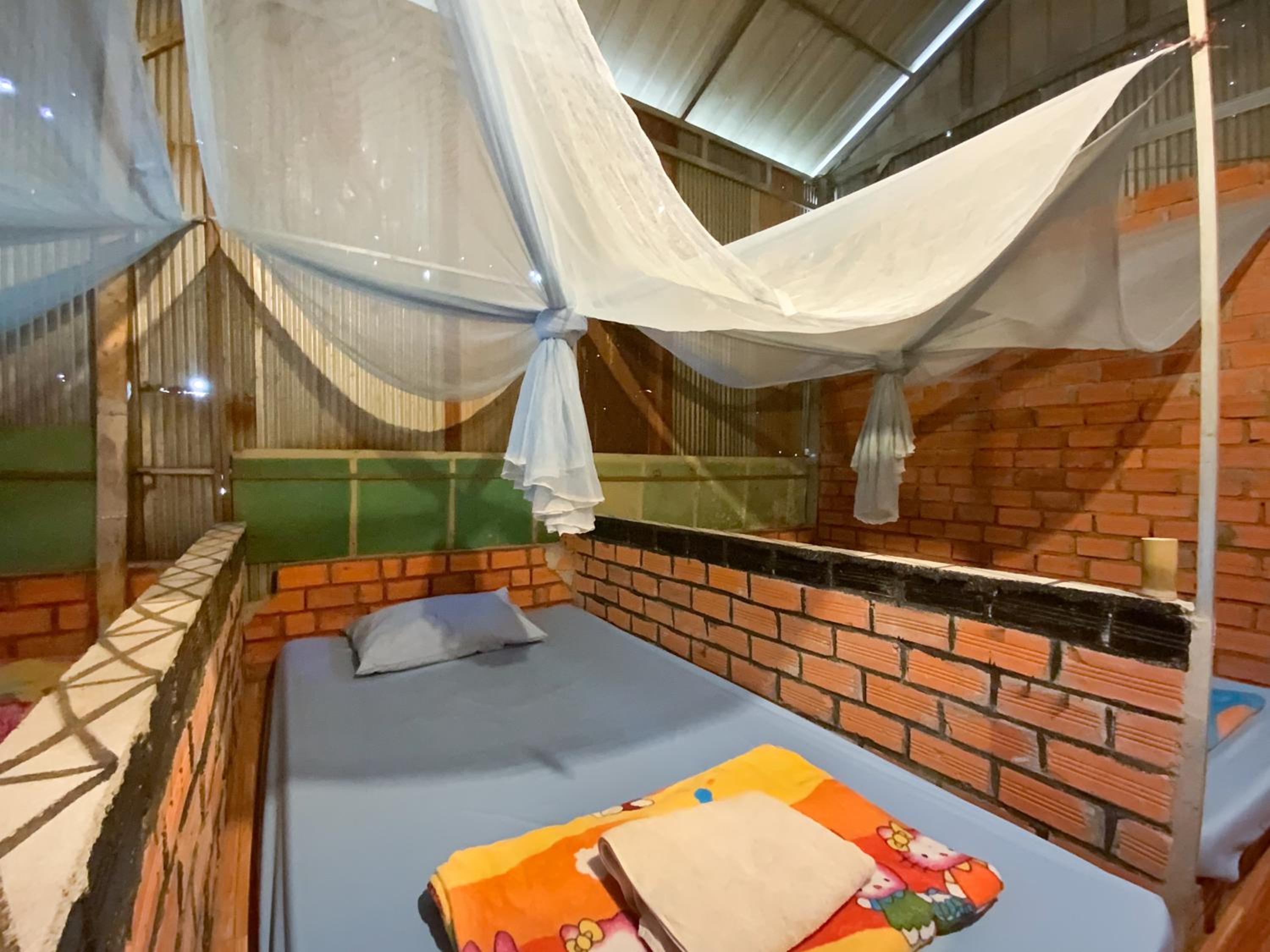 Bed in 4-Bed Dormitory Room photo 2