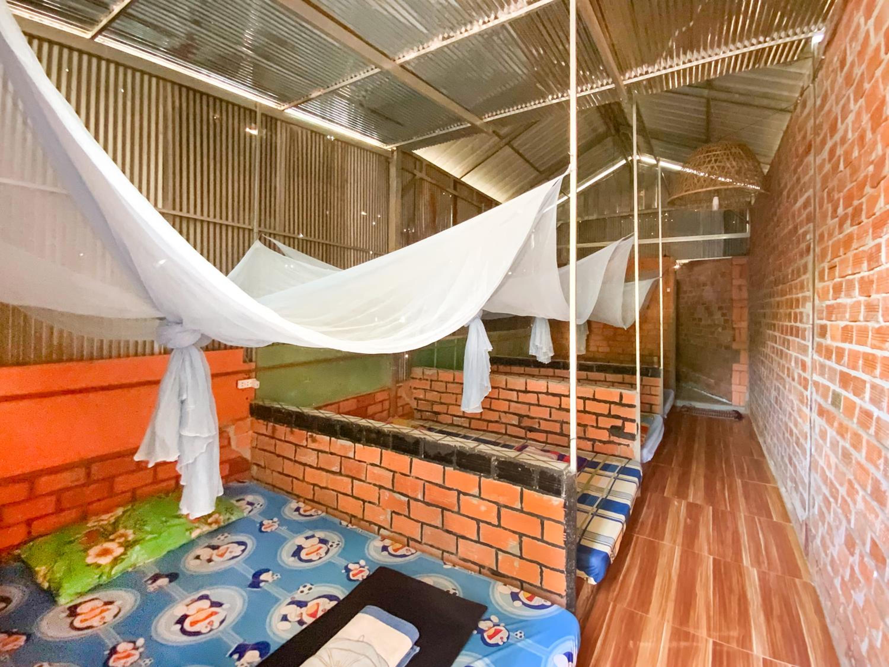 Bed in 4-Bed Dormitory Room photo 1