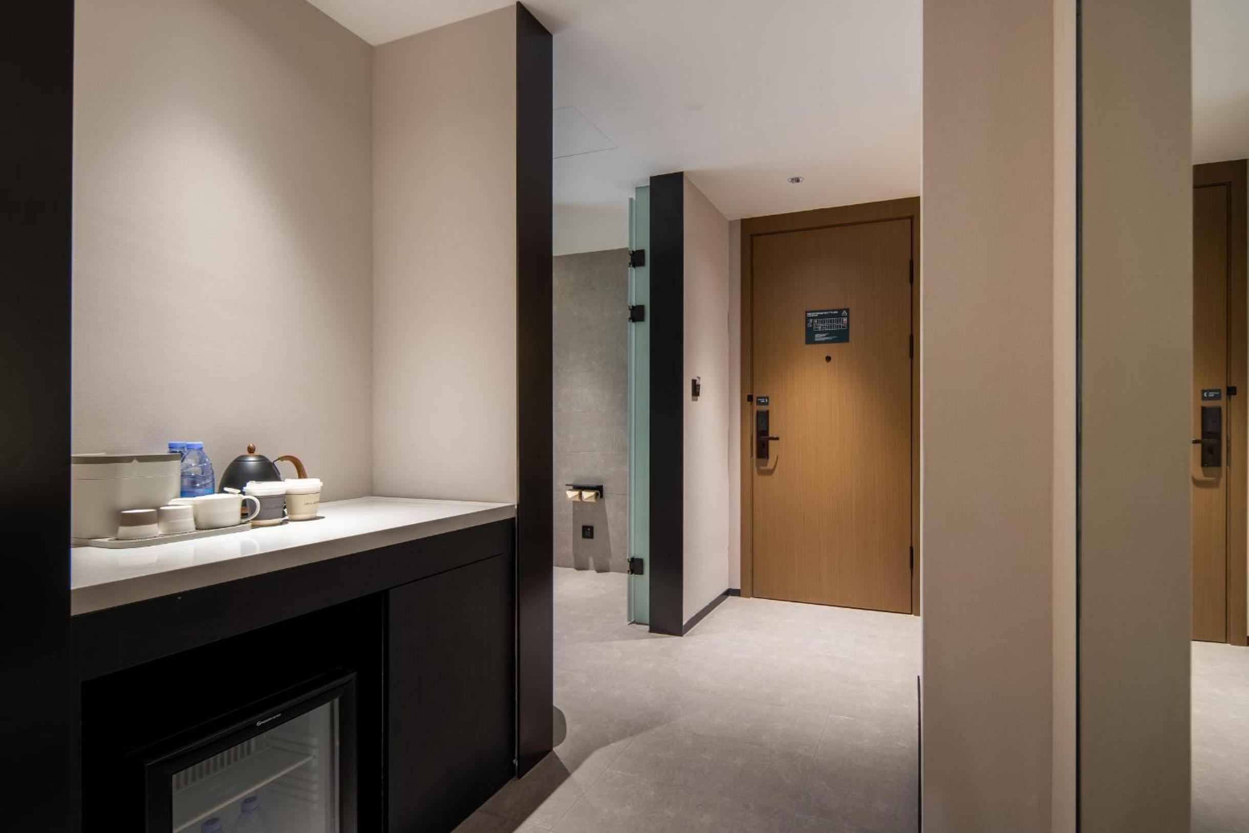 Elegant Double Room photo 2