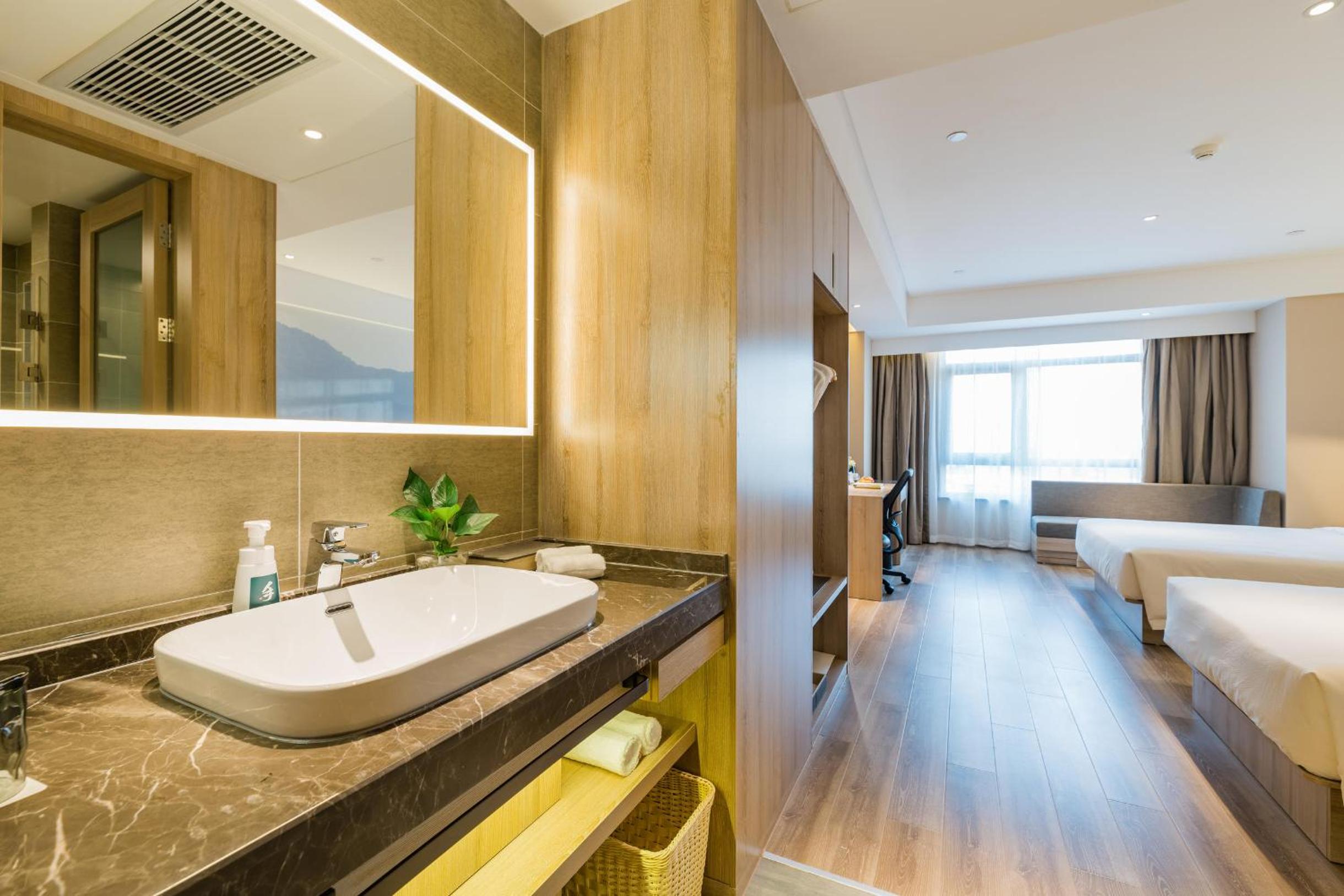 Executive Twin Room - Photo 2