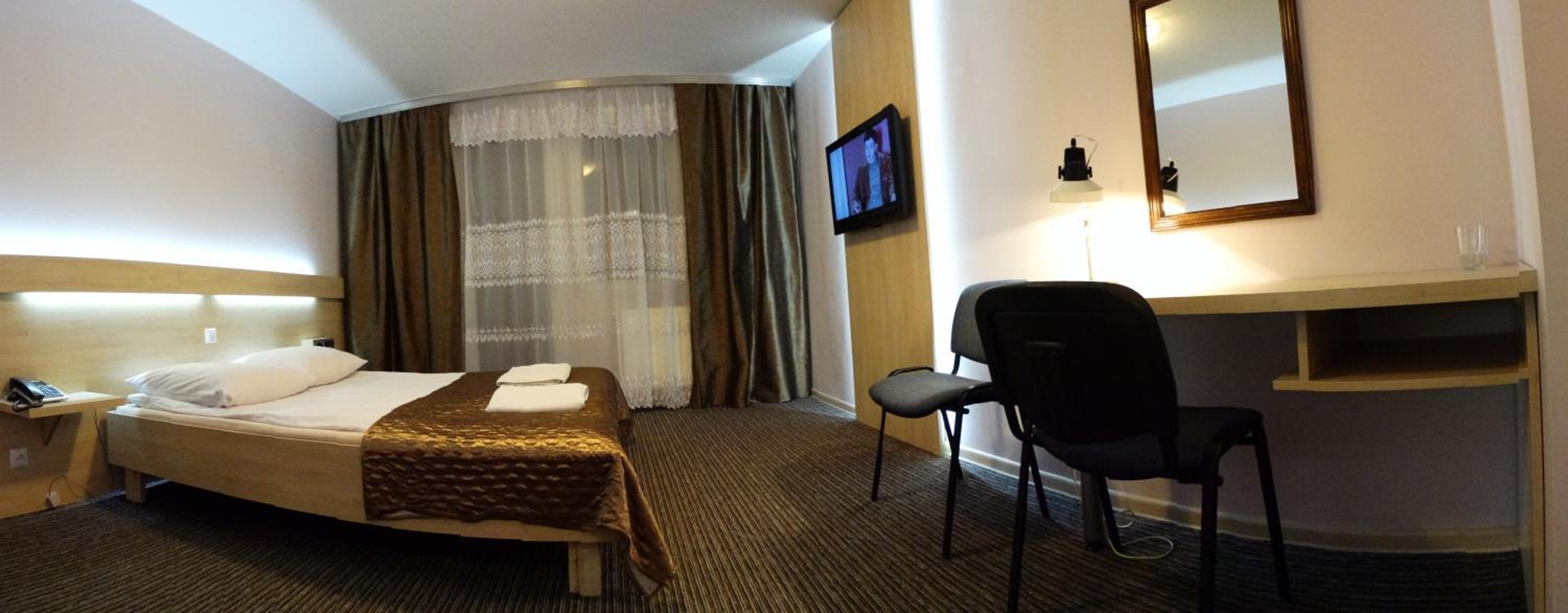 Double Room - Photo 4