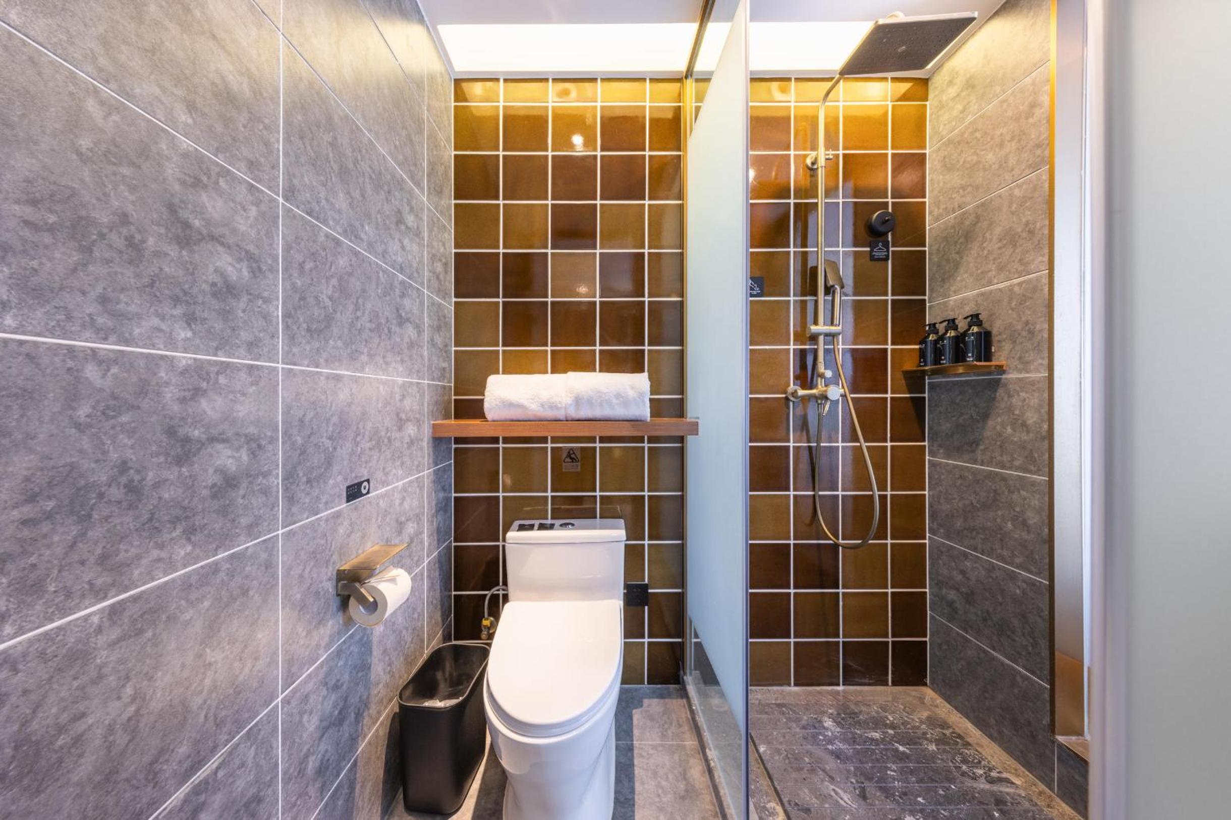 Jimu Double Room