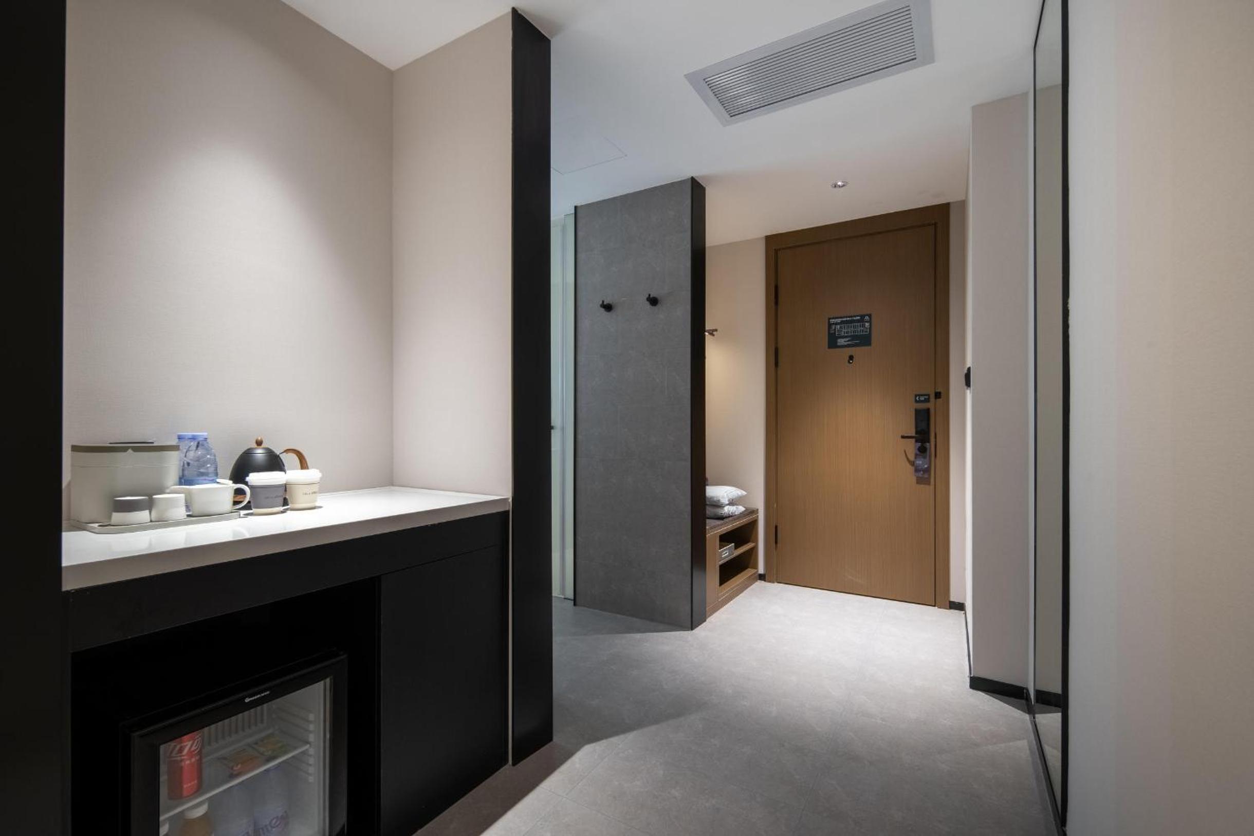 Jimu Twin Room photo 2