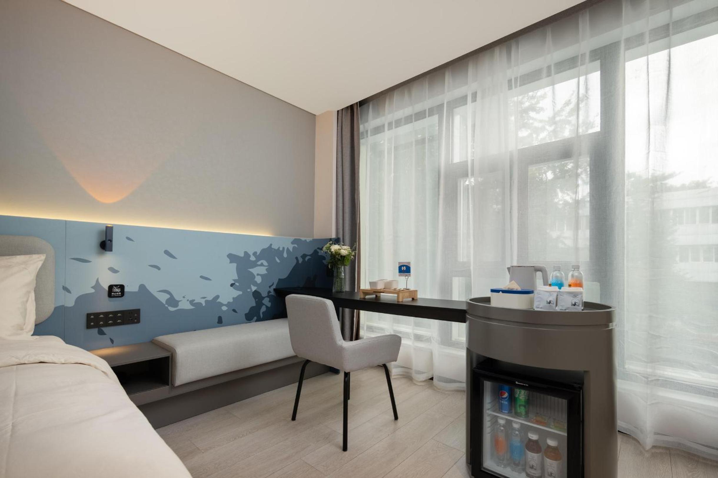 Super Double Room