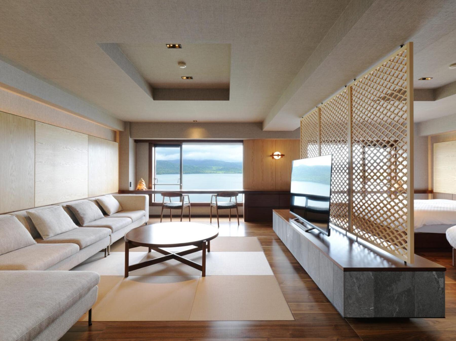 Deluxe Room with Tatami Area-Lake View-Wings BLD - Non-Smoking - Buffet Breakfast + Buffet Dinner Included - Photo 13