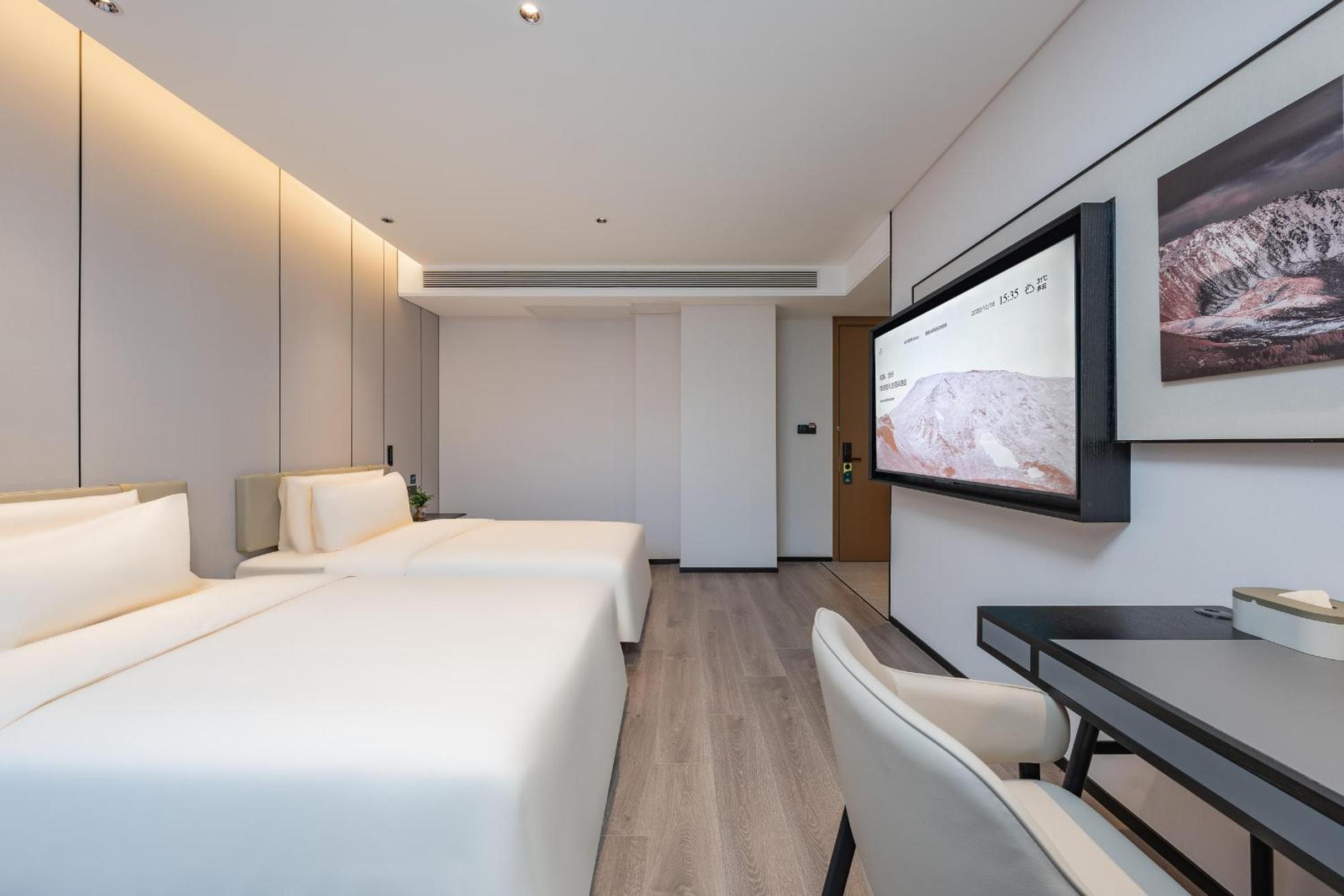 Superior Twin Room photo 2