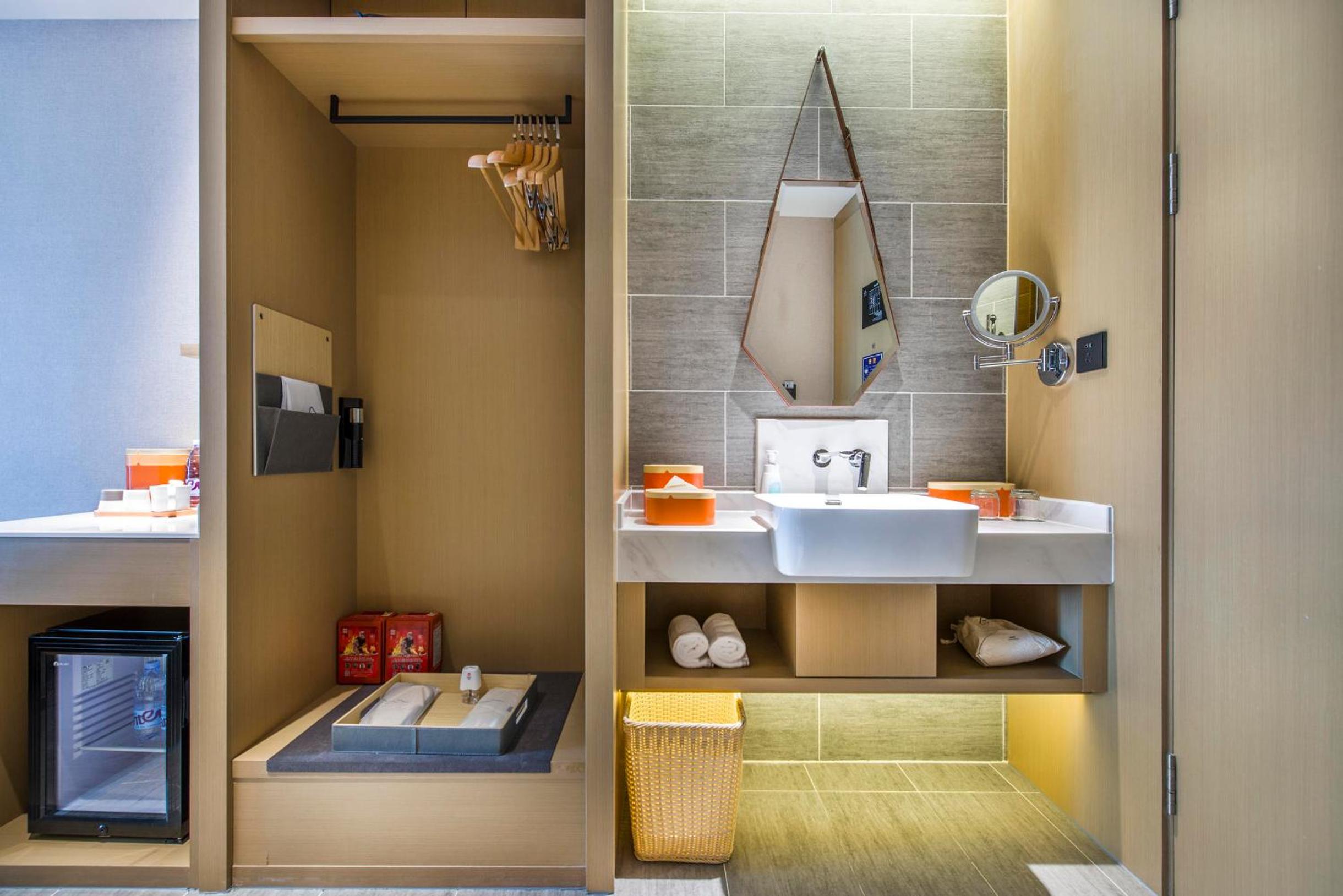Elegant Double Room photo 1