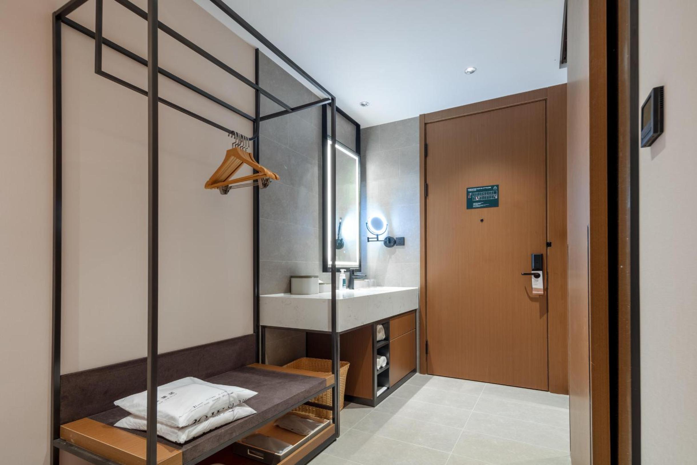 Jimu Twin Room photo 3