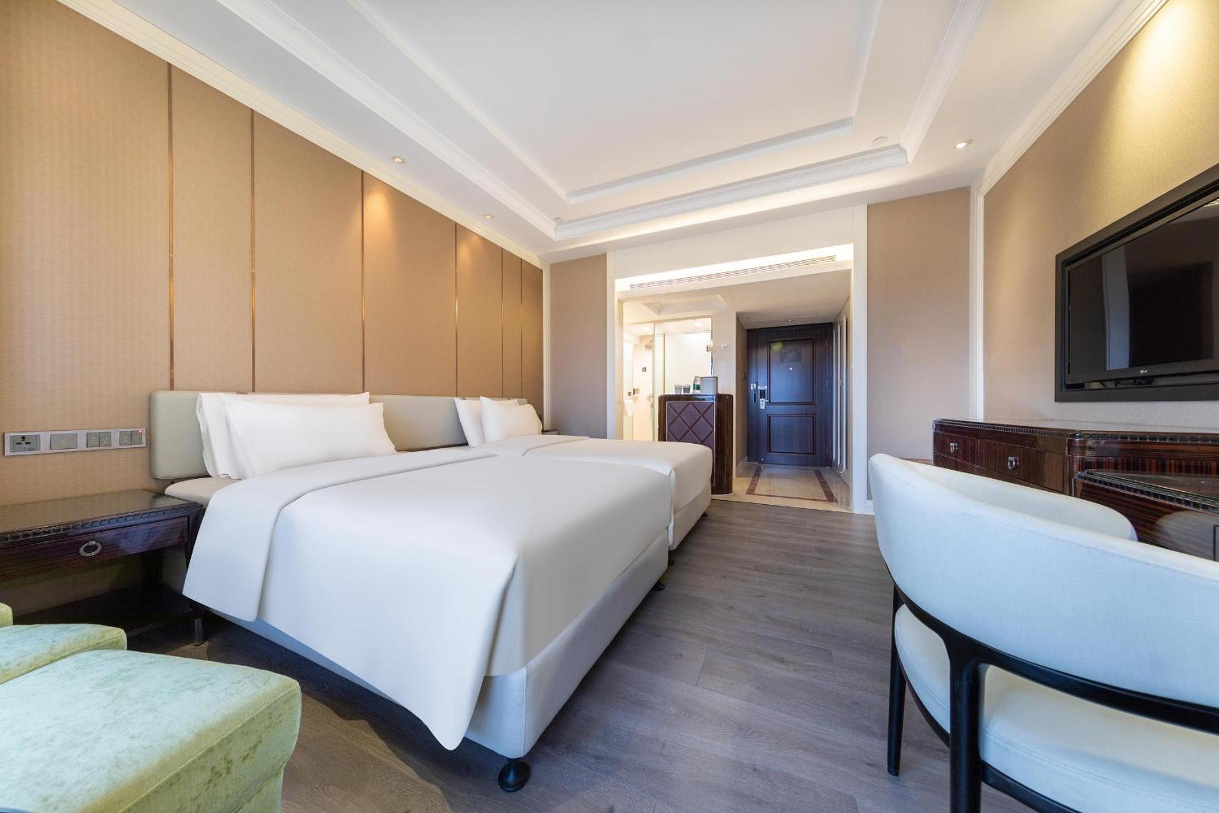 Superior Twin Room photo 3