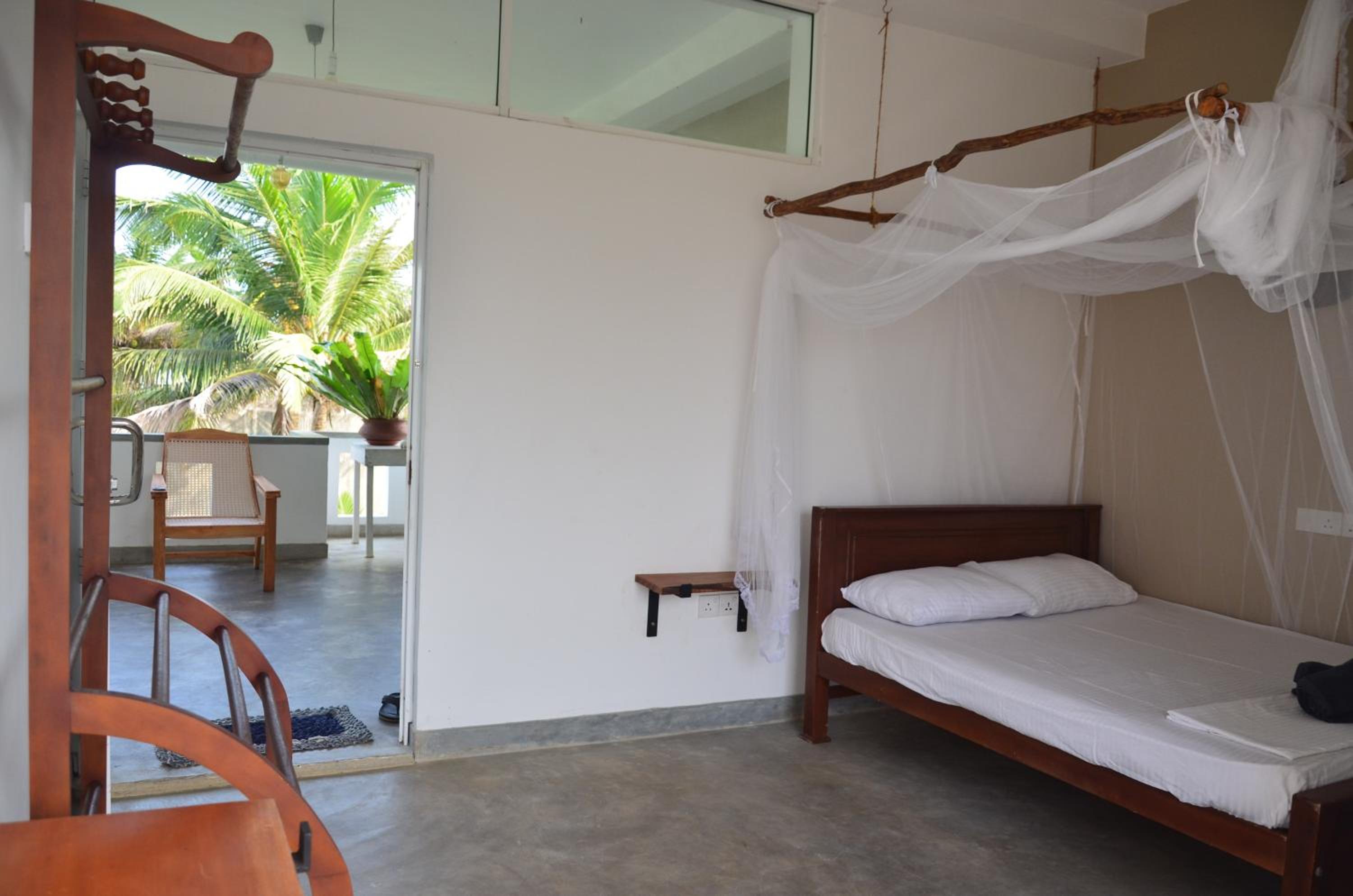 Deluxe Double Room with Side Sea View photo 1