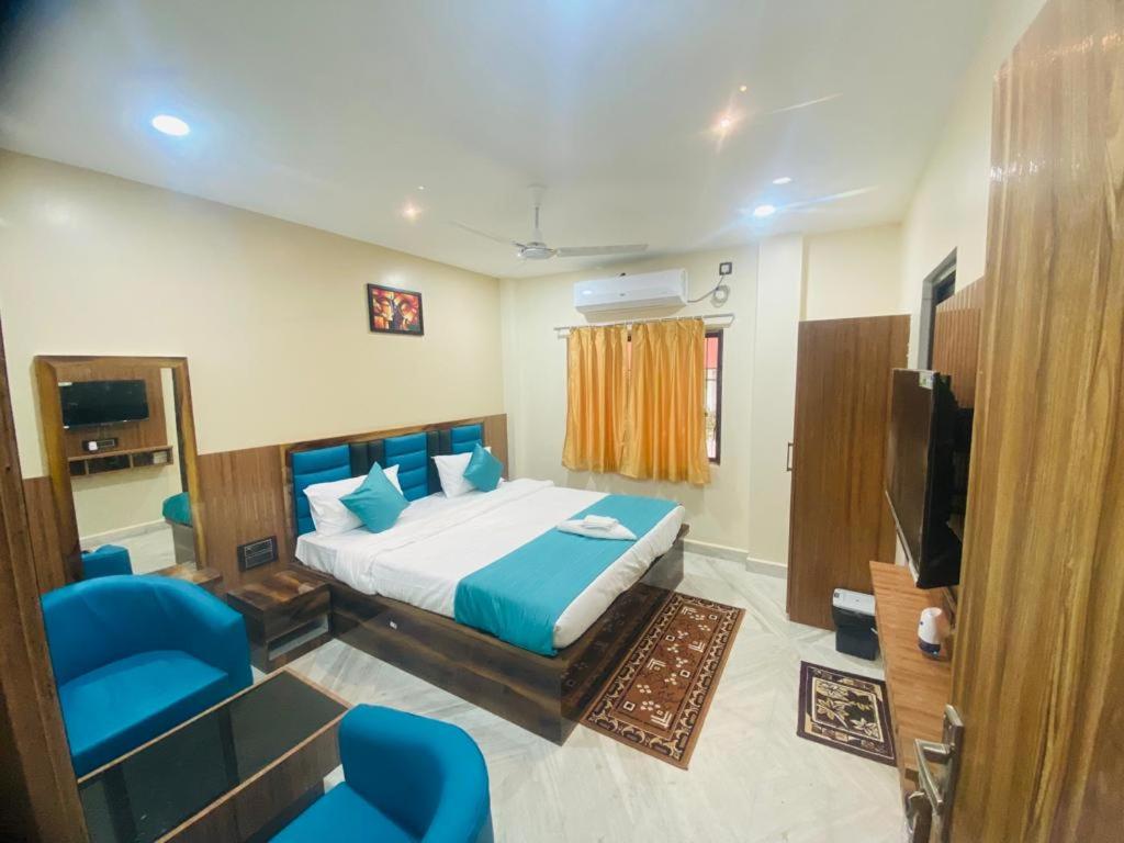 Deluxe King Room photo 1