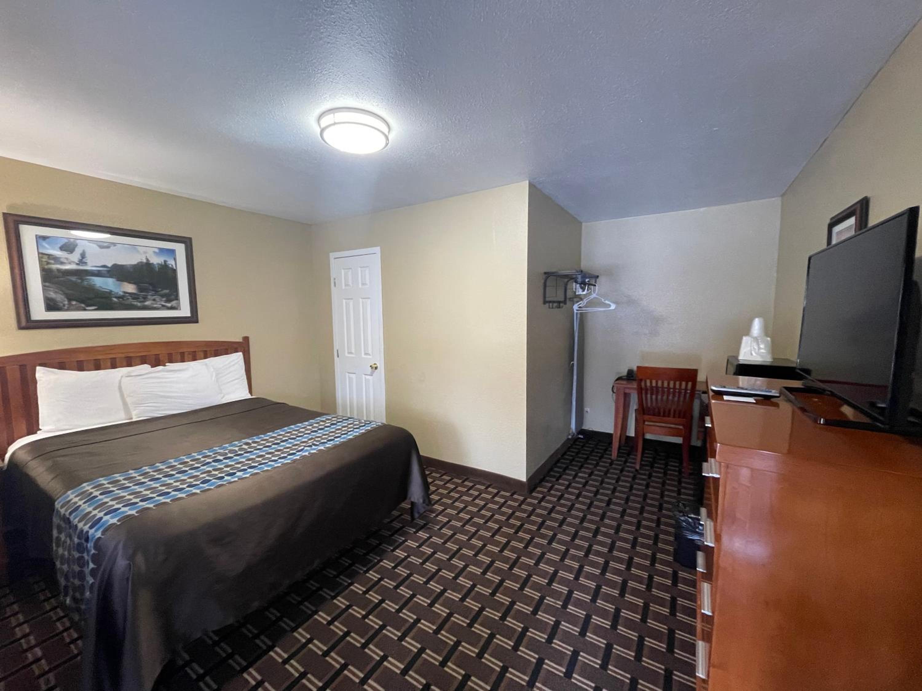 Queen Room