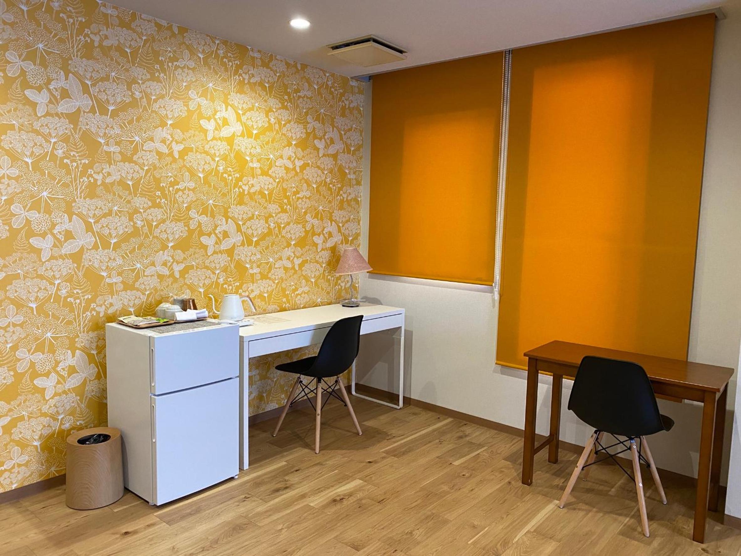 Twin Room (Pet Friendly) - Photo 4