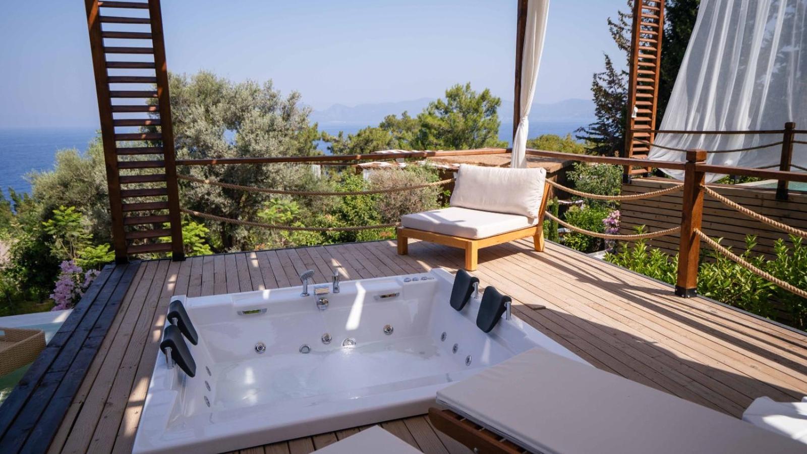 Villa with Sea View photo 2