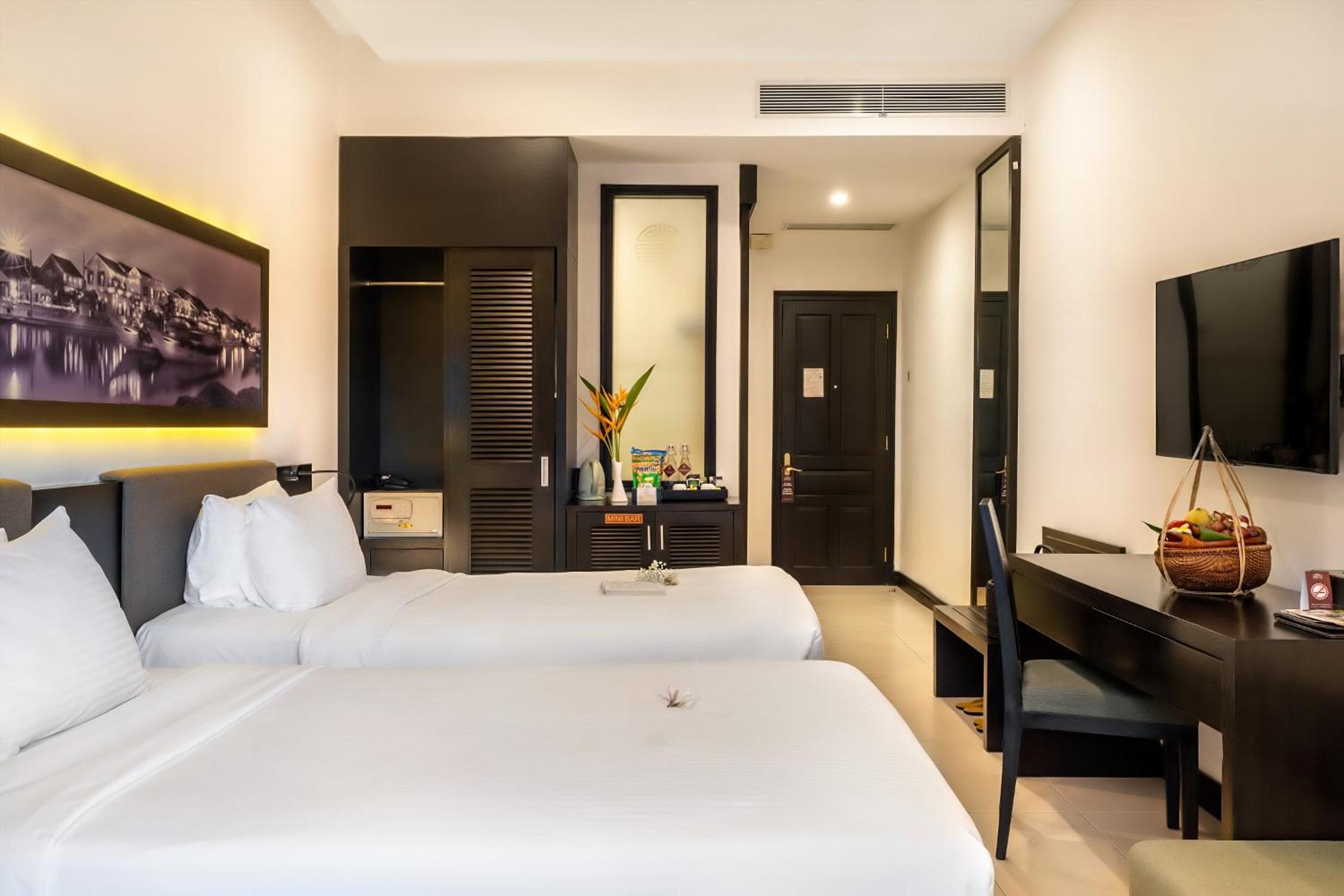 Classic Room with City view - Photo 12