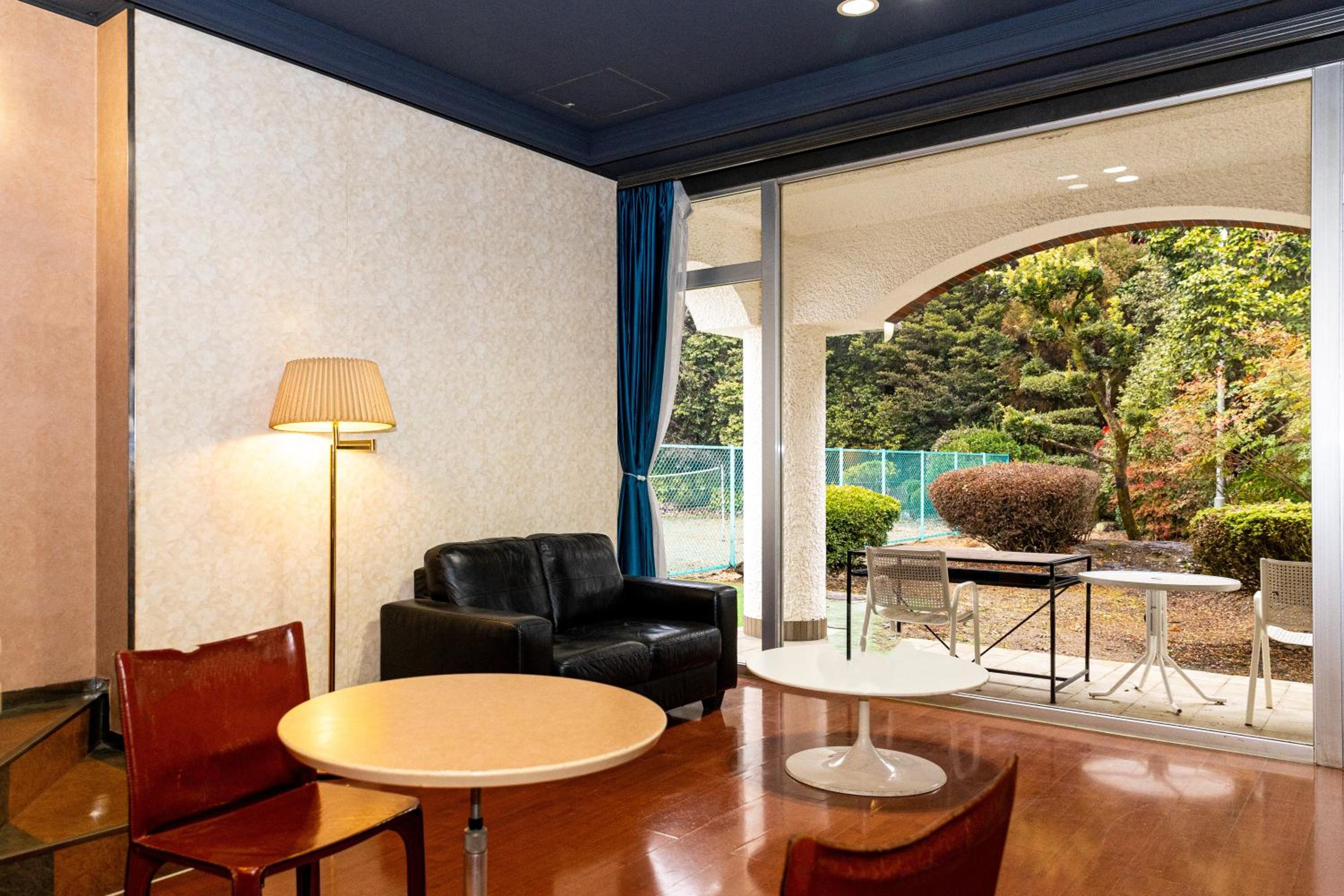 Double Room - Photo 6