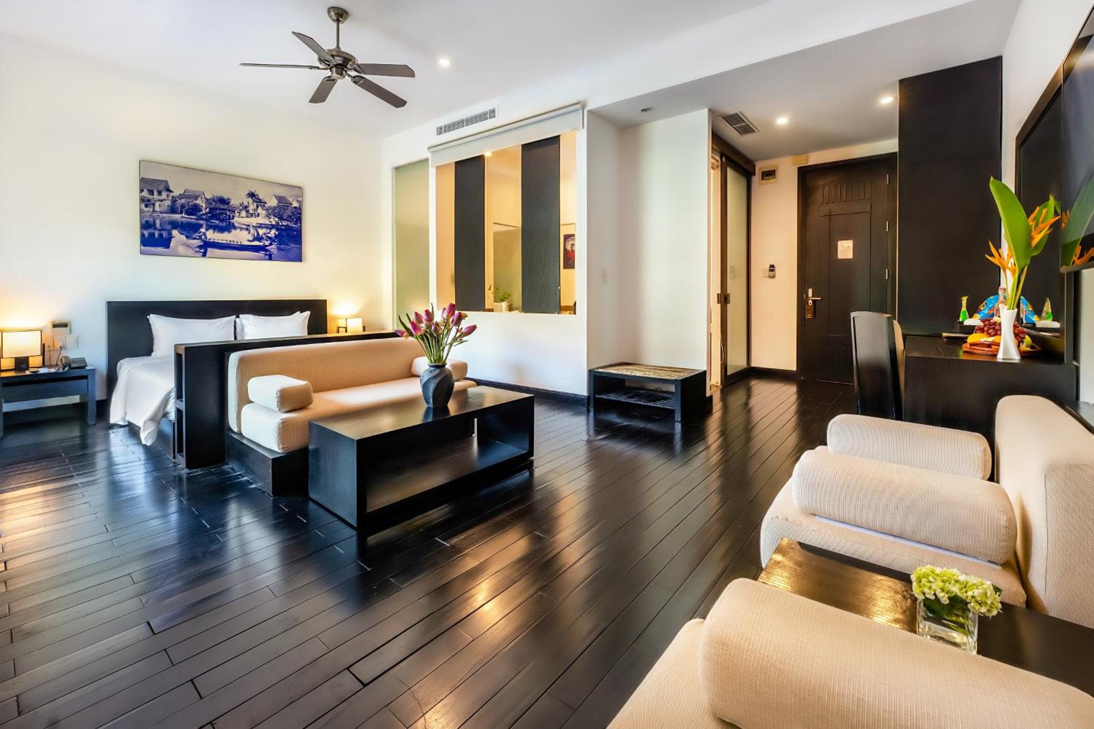 Junior Suite with Pool/Garden View - Photo 10