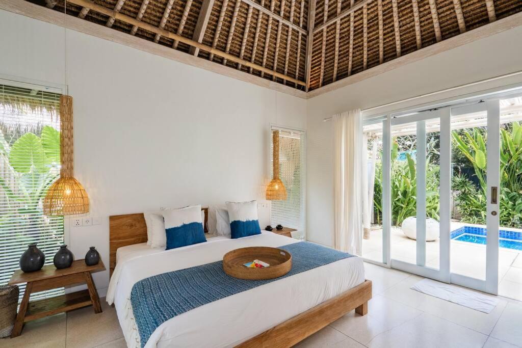 Three-Bedroom Villa photo 1