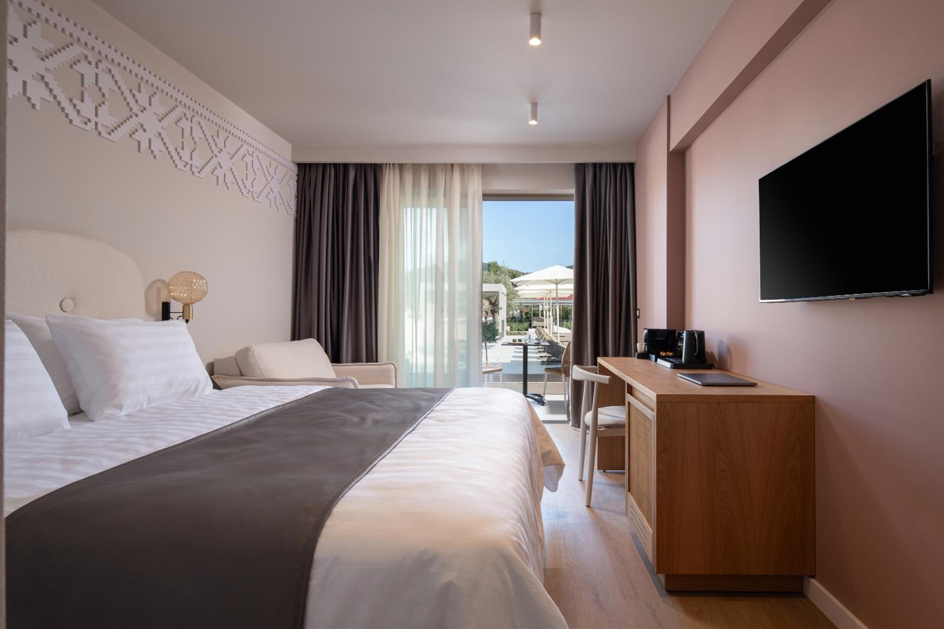 Double Room with Pool View