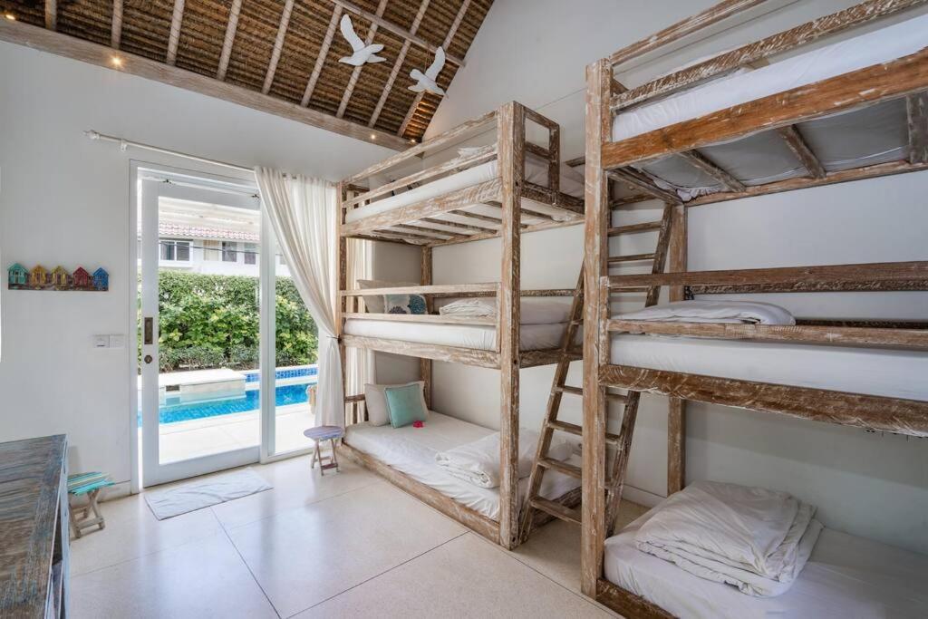 Three-Bedroom Villa photo 3