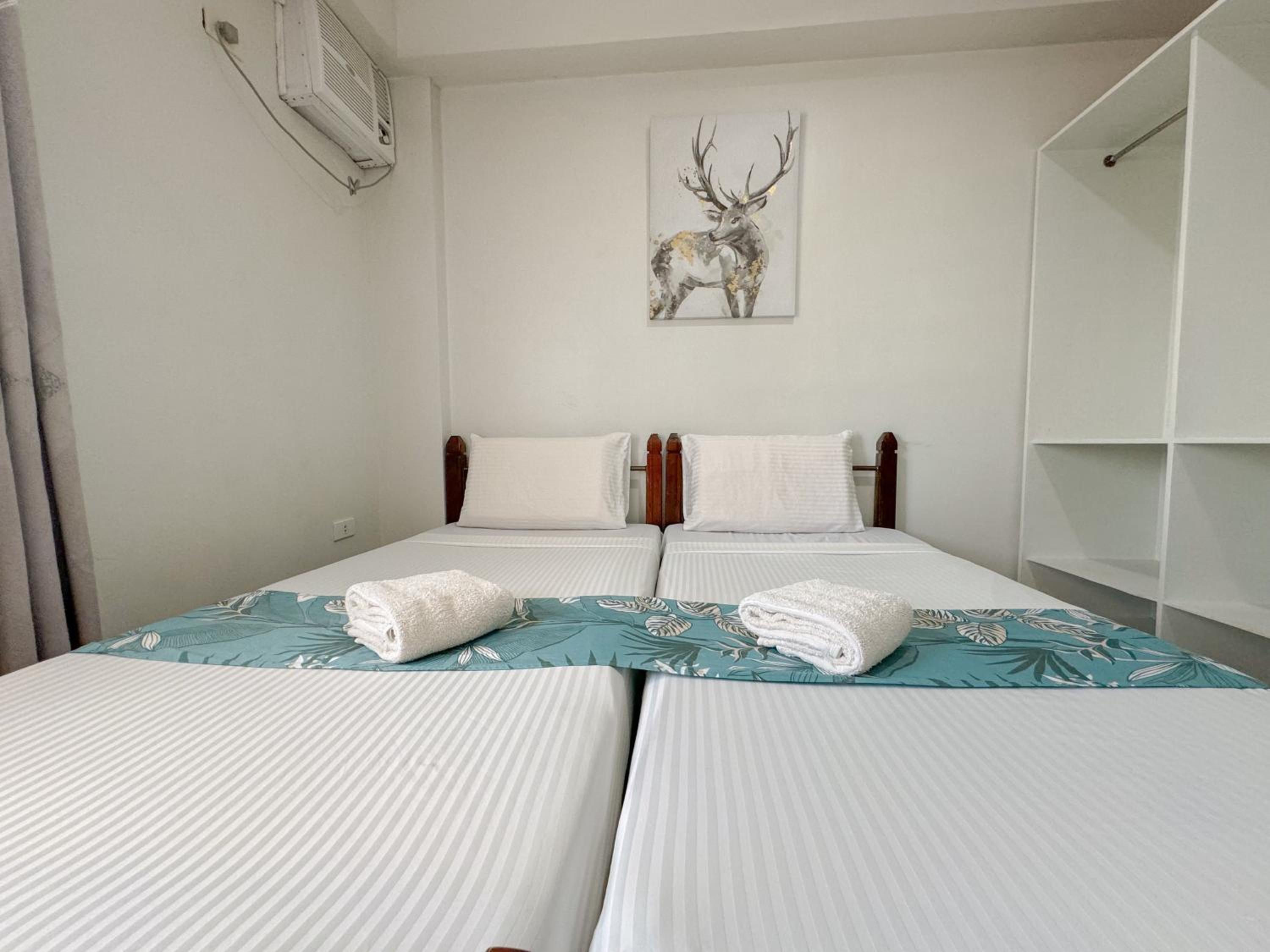 Deluxe Twin Room - Photo 3
