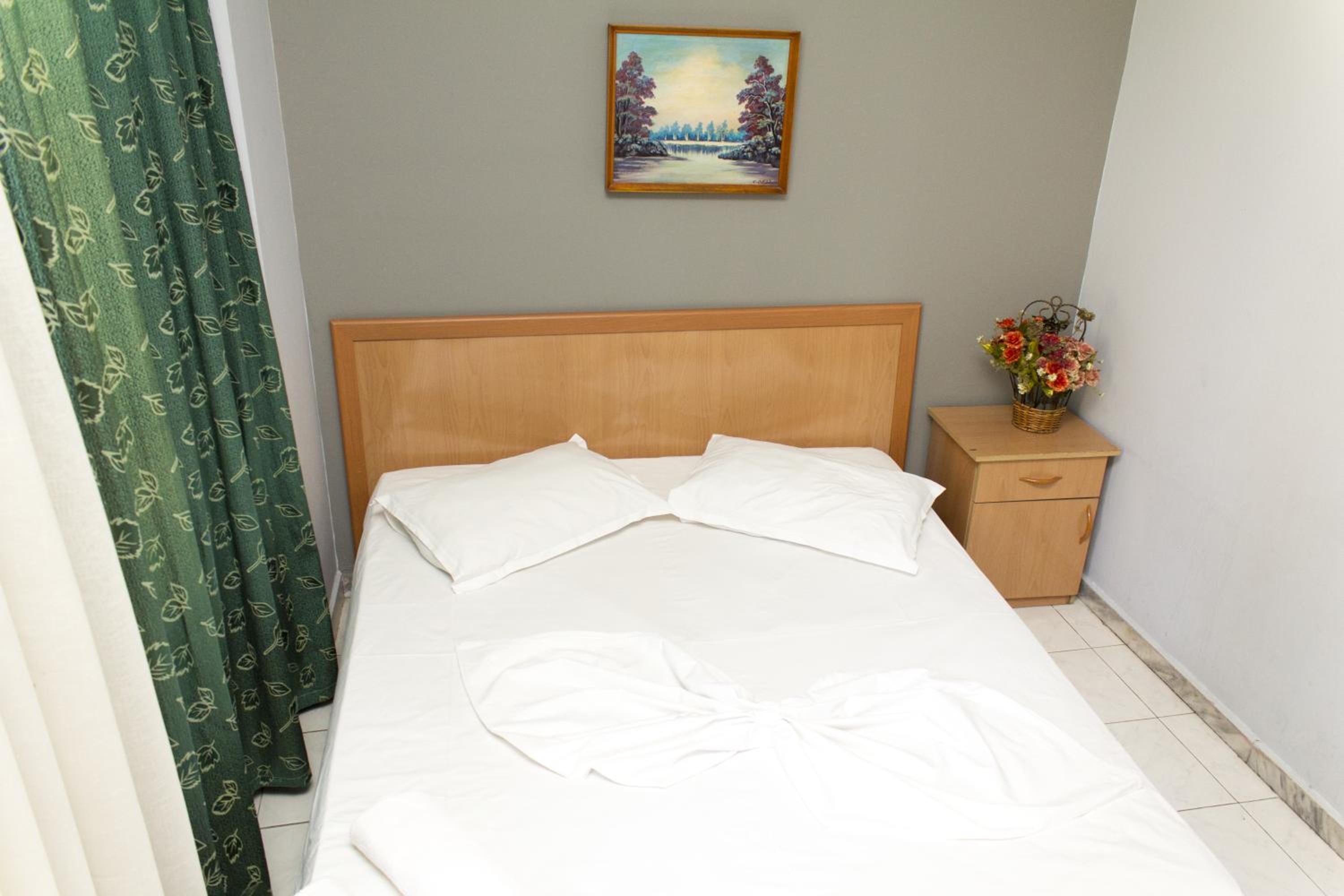 Standard Double Room with Shared Bathroom