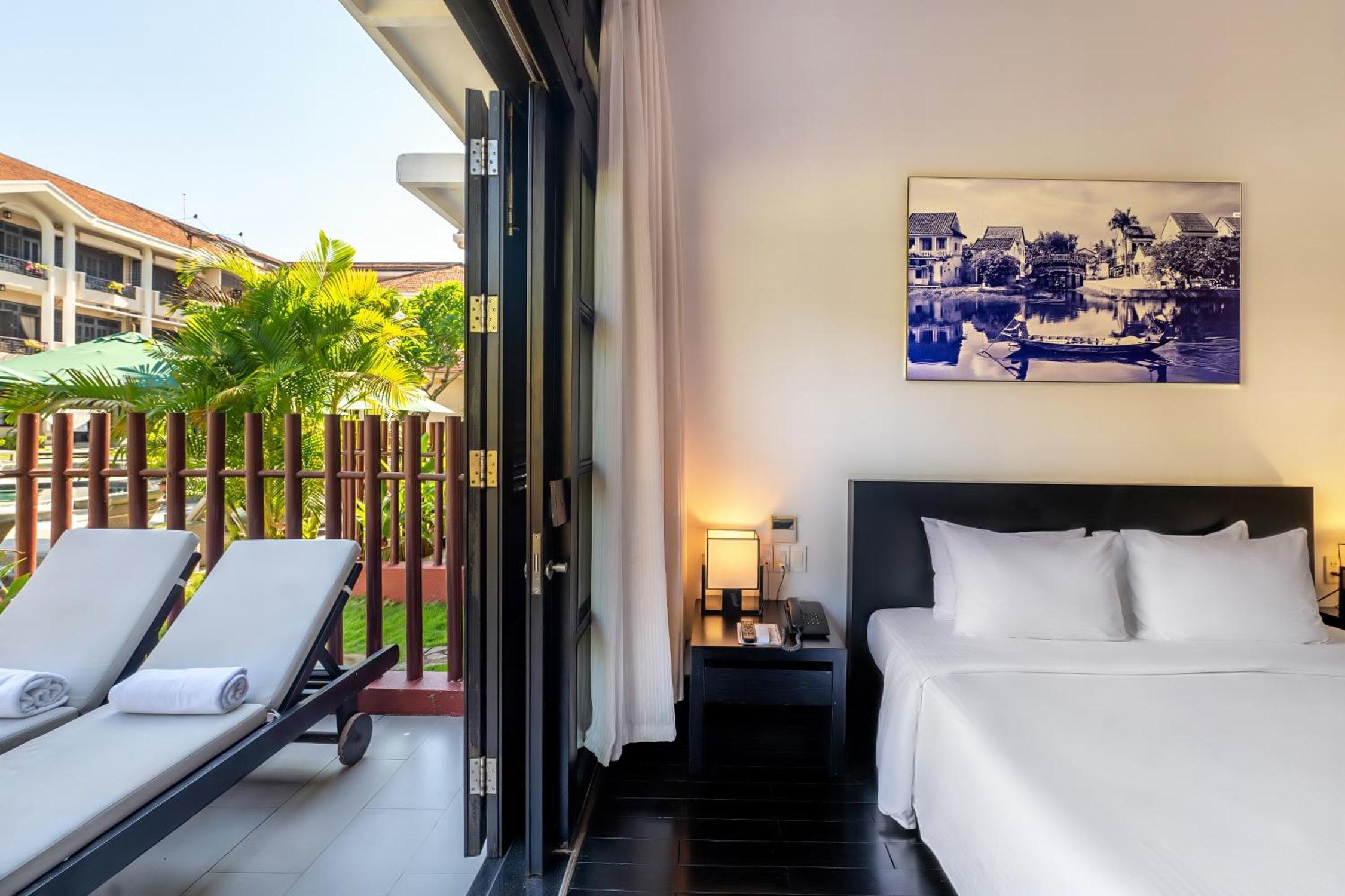 Junior Suite with Pool/Garden View - Photo 8