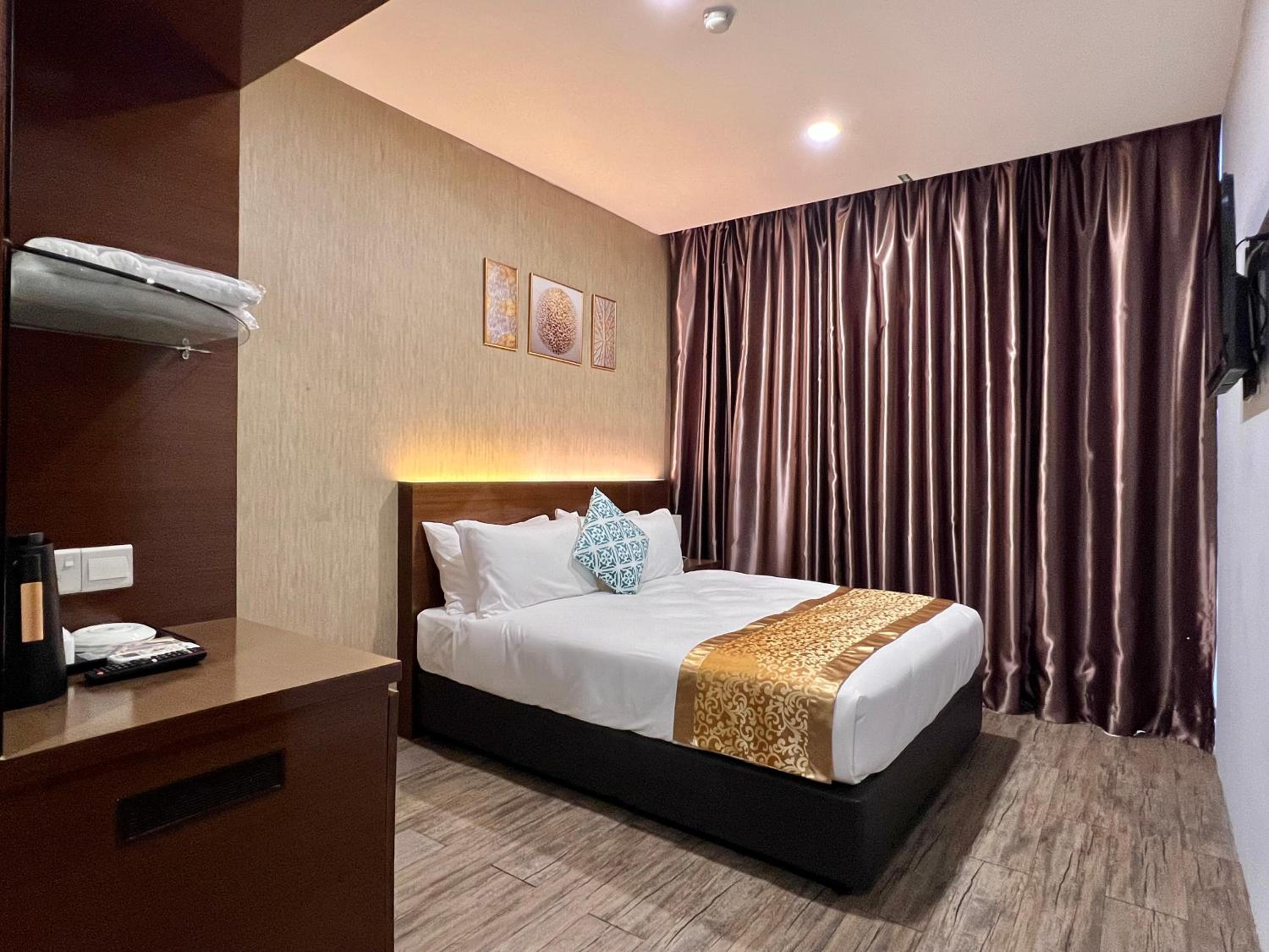 Superior Queen Room