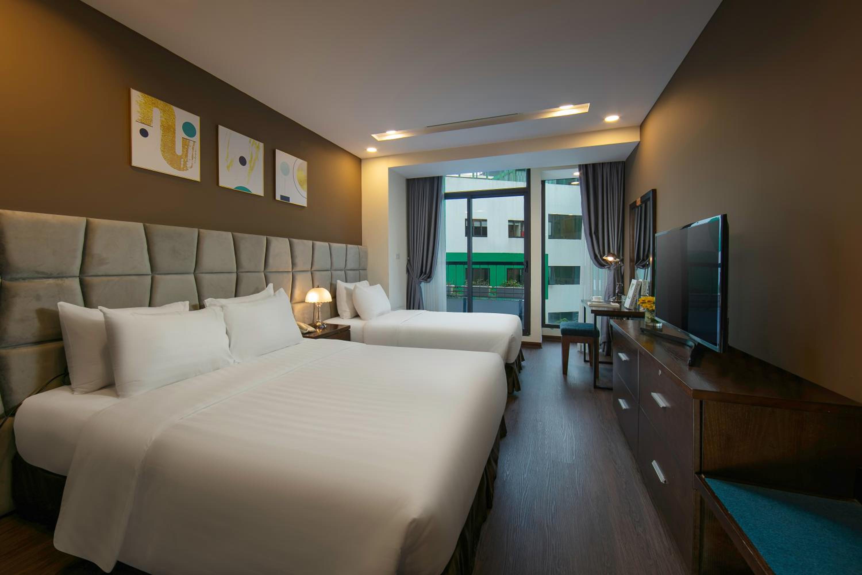 Family Suite with Balcony